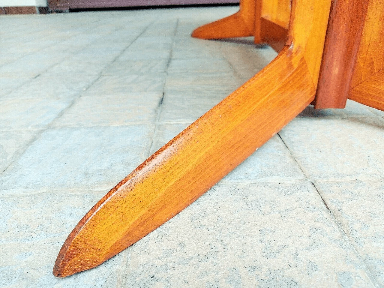 Tavolo in legno con piano rosso di Ico Parisi per Rizzi, anni '50 8