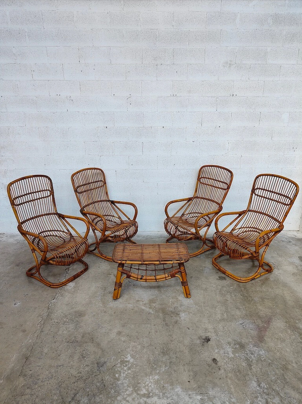 4 Armchairs and a bamboo coffee table by Tito Agnoli for Bonacina, 1960s 2