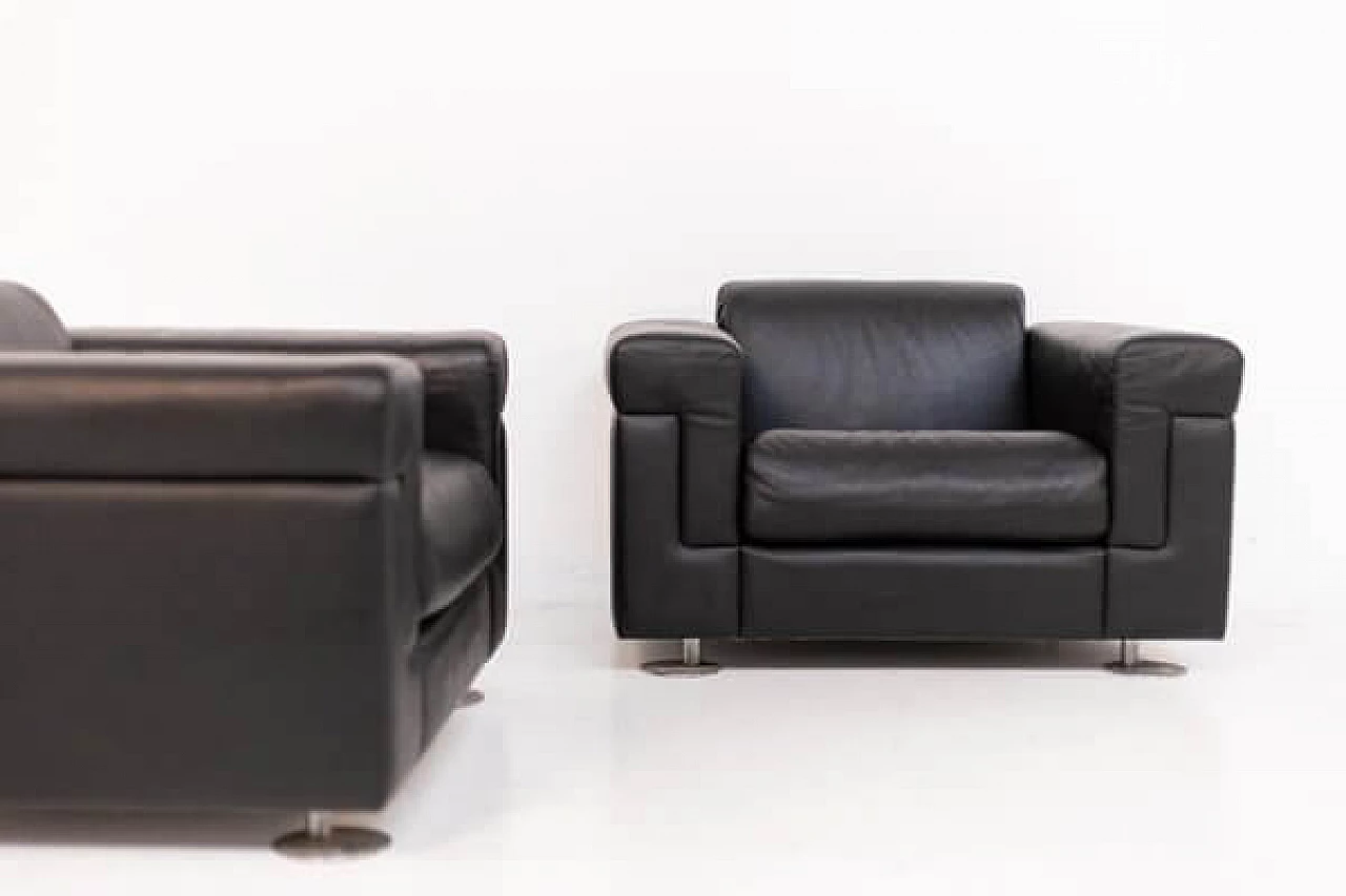 Pair of D120 armchairs in black leather by Osvaldo Borsani for Tecno, 1970s 2