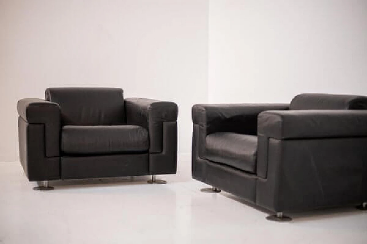 Pair of D120 armchairs in black leather by Osvaldo Borsani for Tecno, 1970s 7