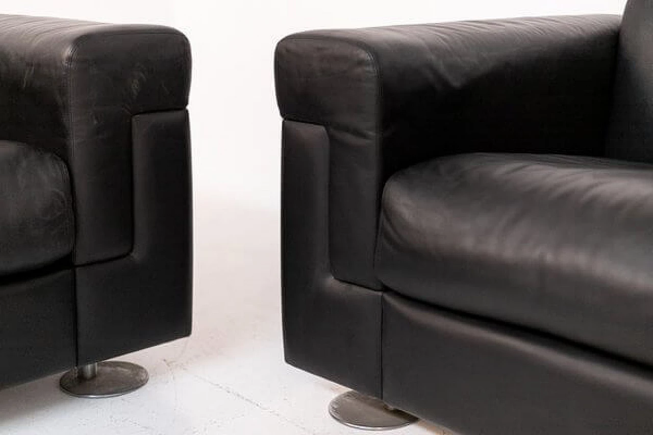 Pair of D120 armchairs in black leather by Osvaldo Borsani for Tecno, 1970s 11
