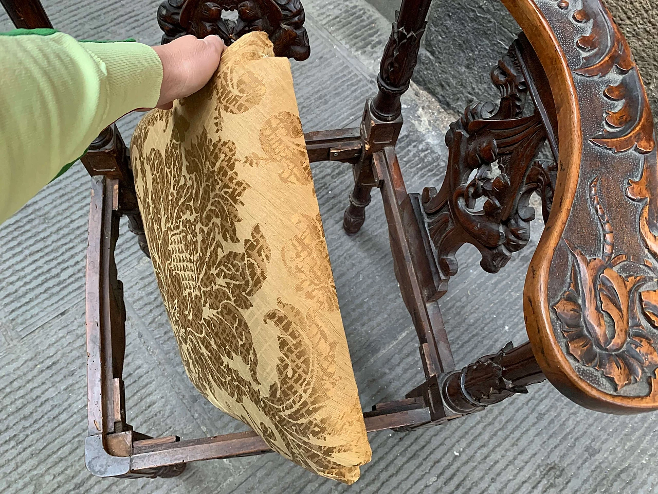 Renaissance style corner chair with carvings, 19th century 20