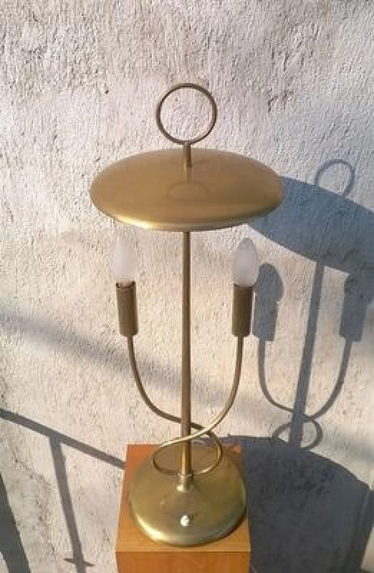 Lampada da tavolo in ottone nello stile di Angelo Lelli, anni '40 2