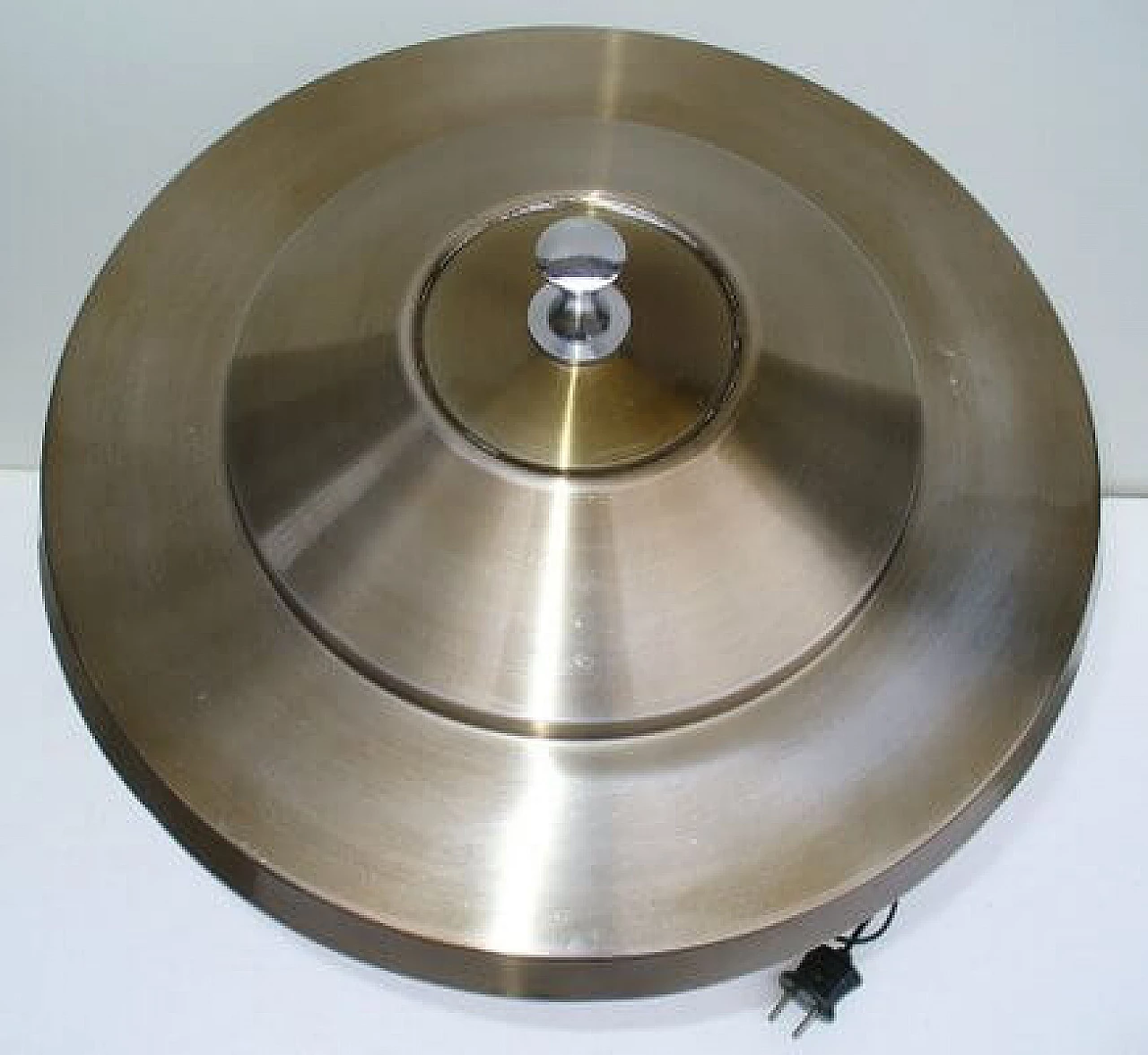 Lampada da tavolo in alluminio attribuita ad  Artemide, anni '50 2