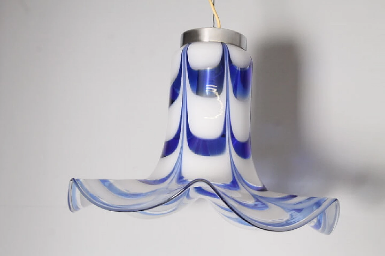 Flower-shaped lamp in blue and white glass by Mazzega, 1970s 7