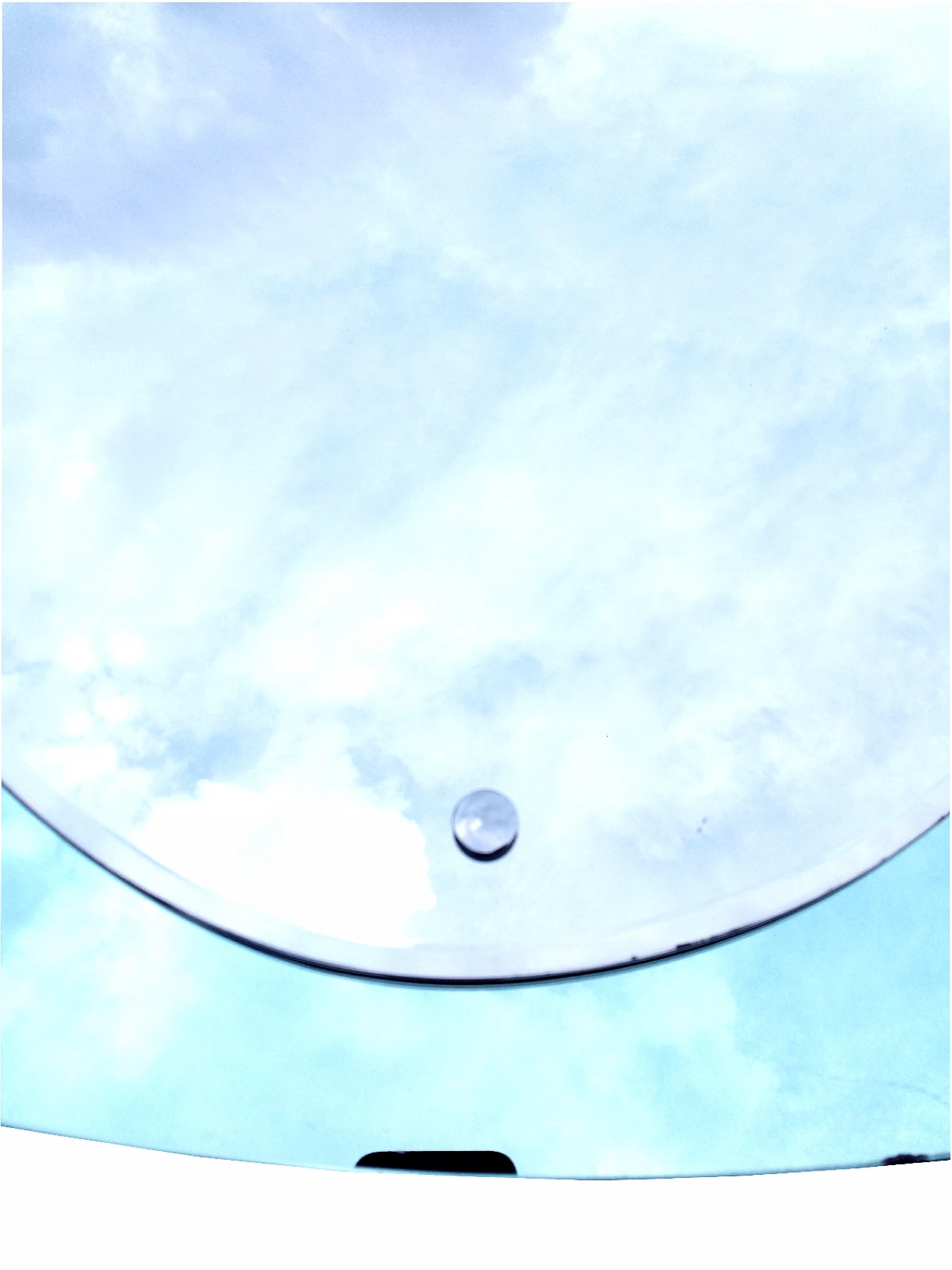 Specchio ovale con cornice azzurra, anni '60 3