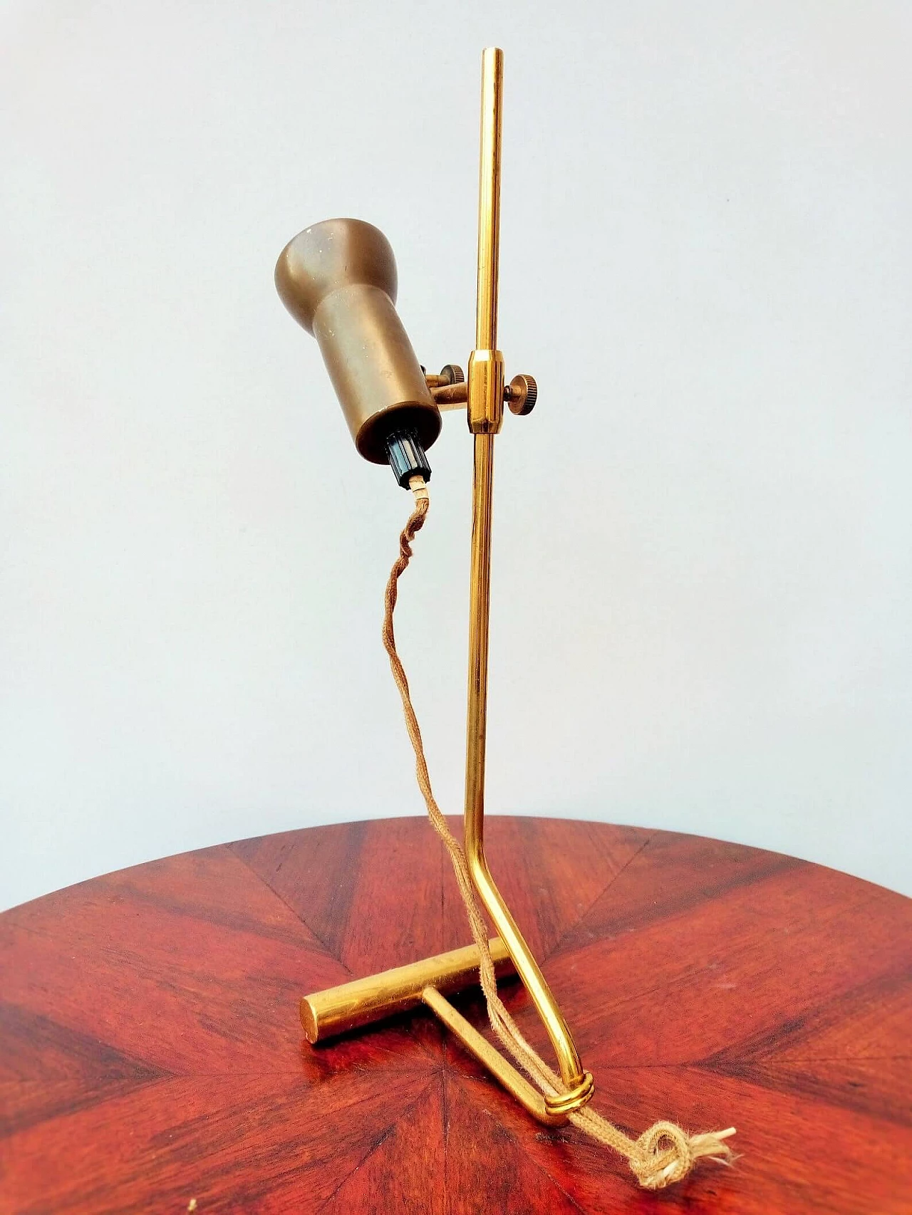 Brass table lamp attributed to Gino Sarfatti, 1950s 6