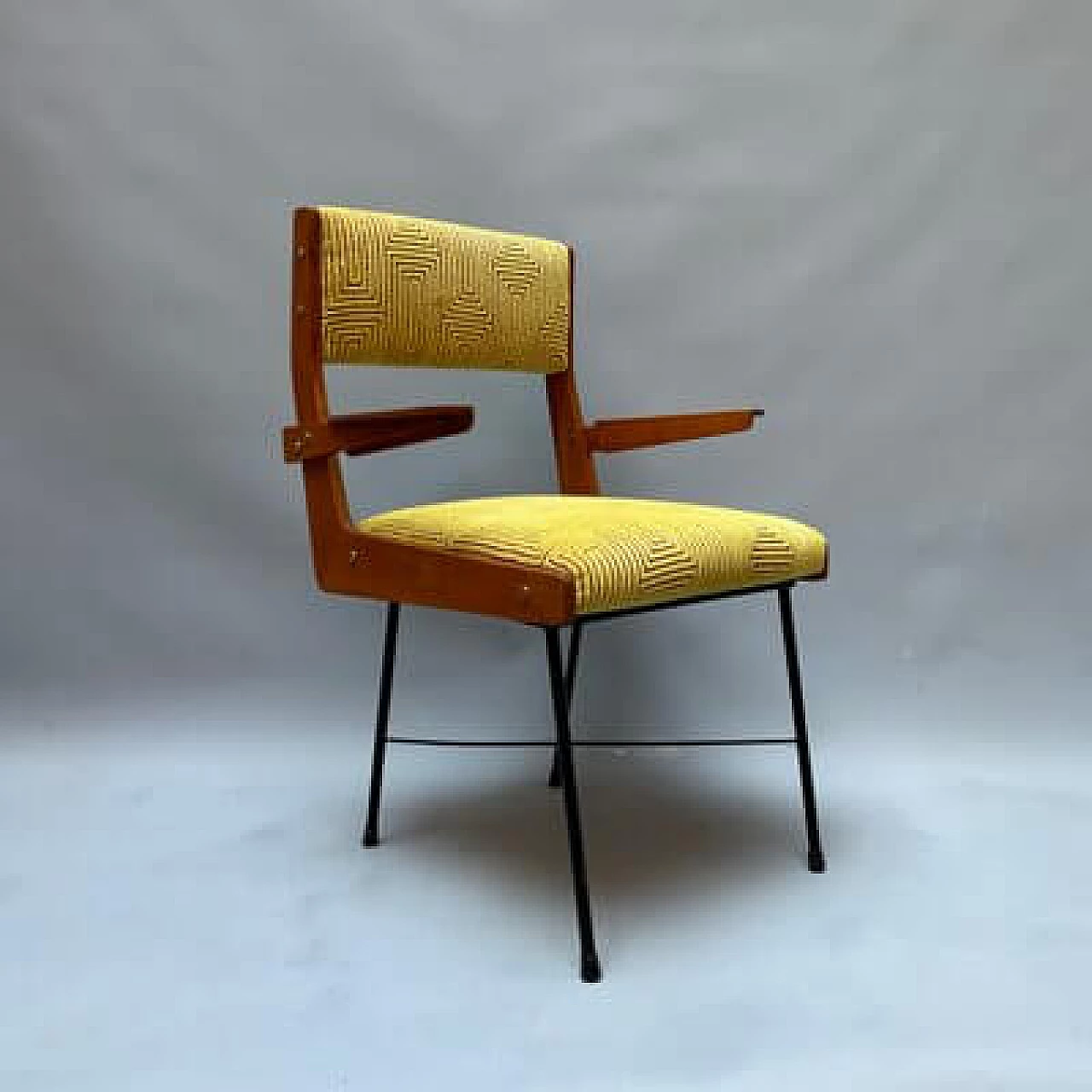 Sedia in velluto con pattern geometrico, anni '50 3