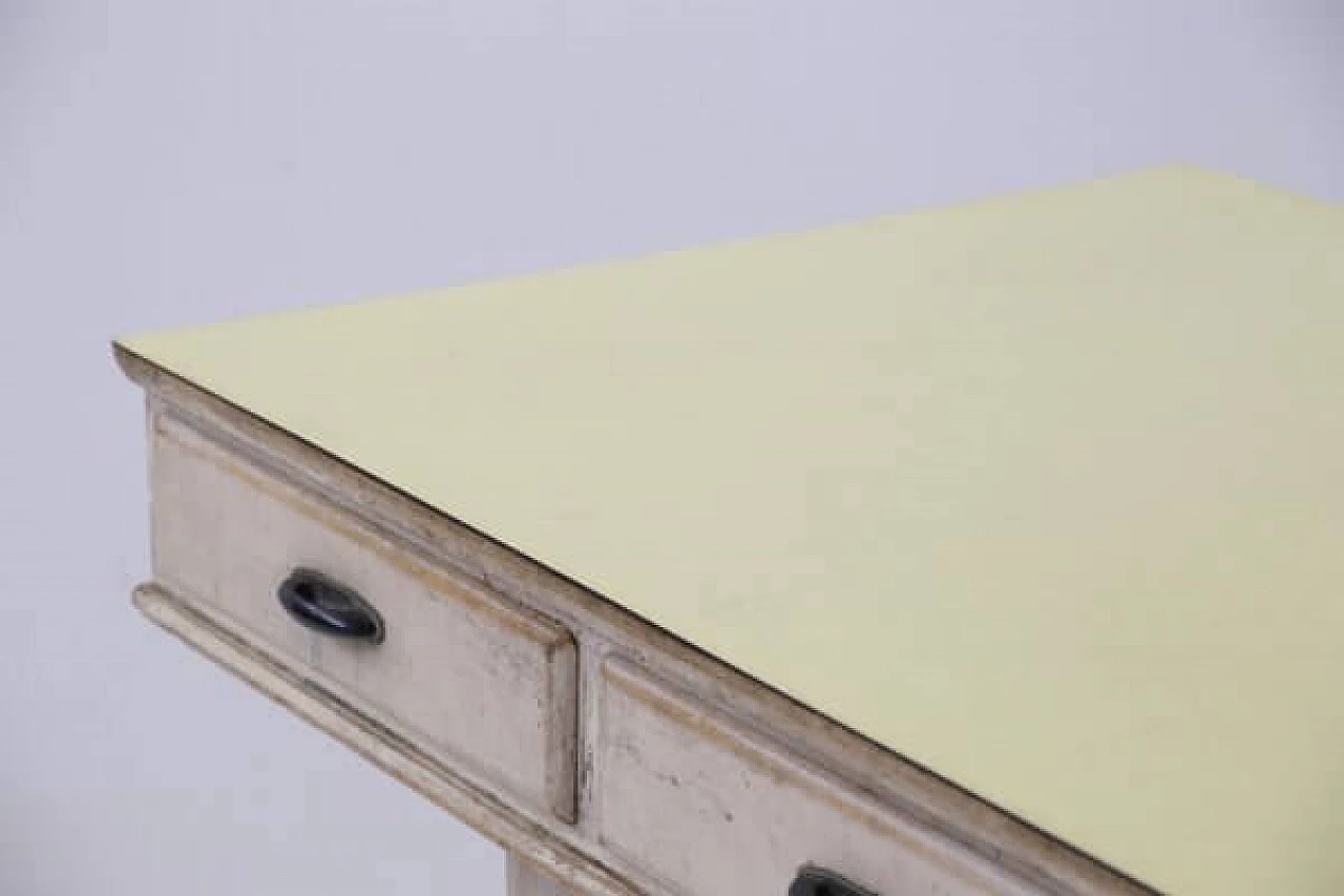 Scrivania in legno chiaro verniciato, '900 10