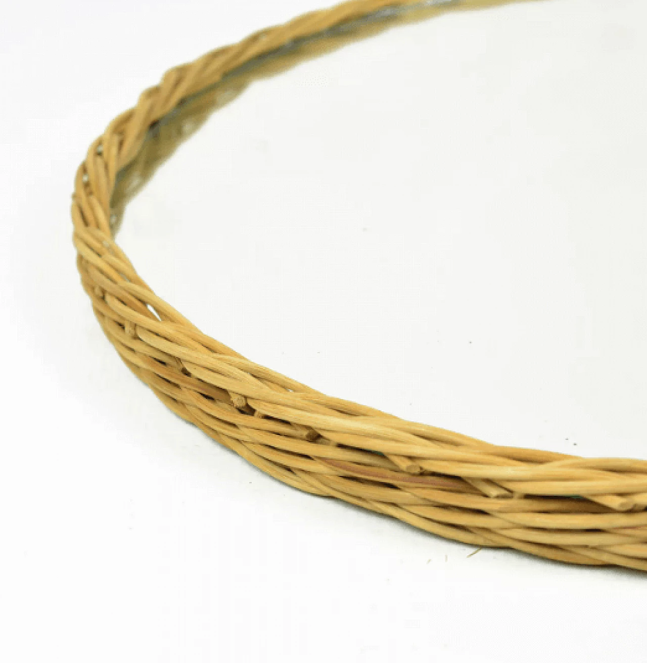 Specchio rotondo con cornice in vimini, anni '70 7