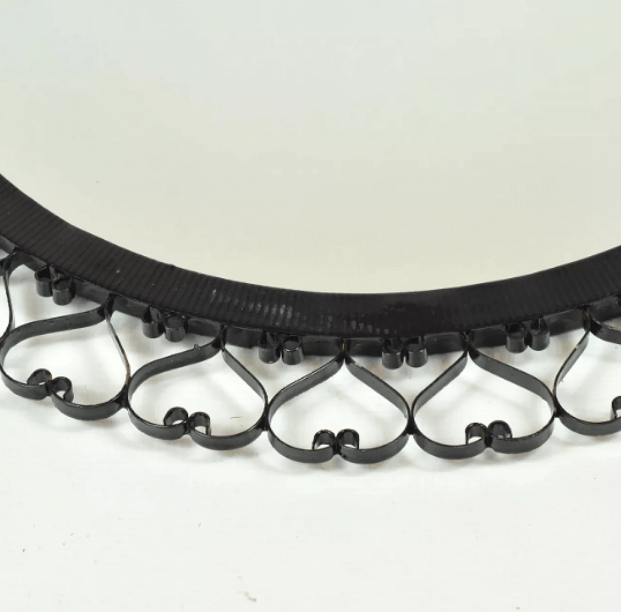 Specchio rotondo 71/3 con cornice in acciaio di VEB Sonneberg, anni '70 4