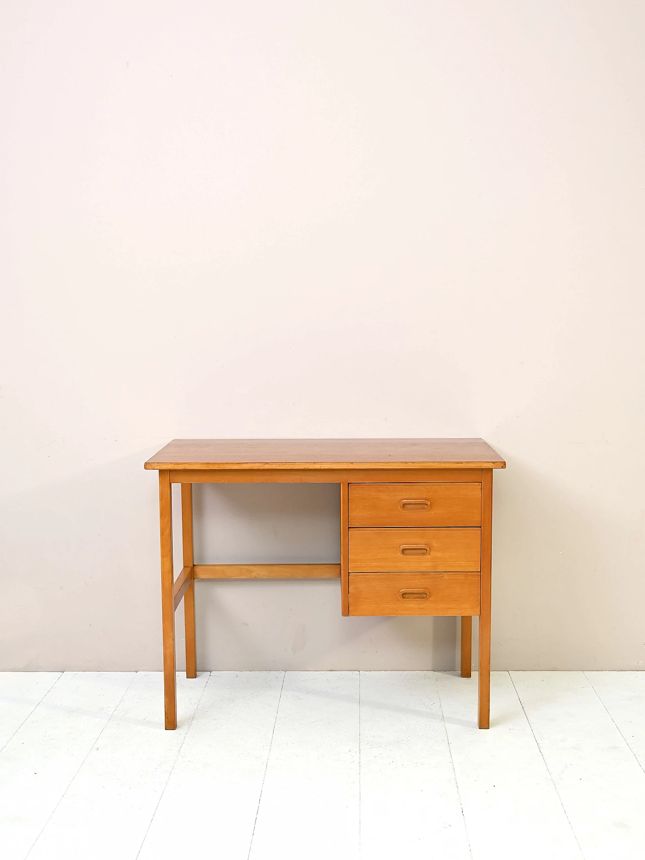 Scrivania scandinava in rovere con cassetti a lato, anni '60 2