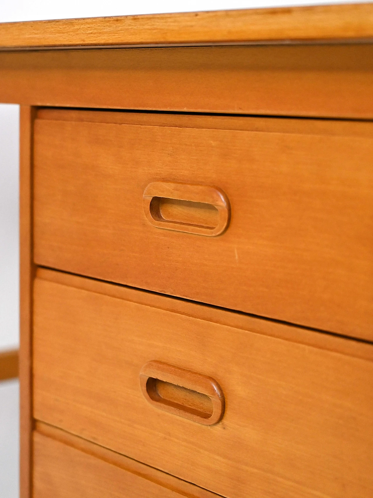 Scrivania scandinava in rovere con cassetti a lato, anni '60 8