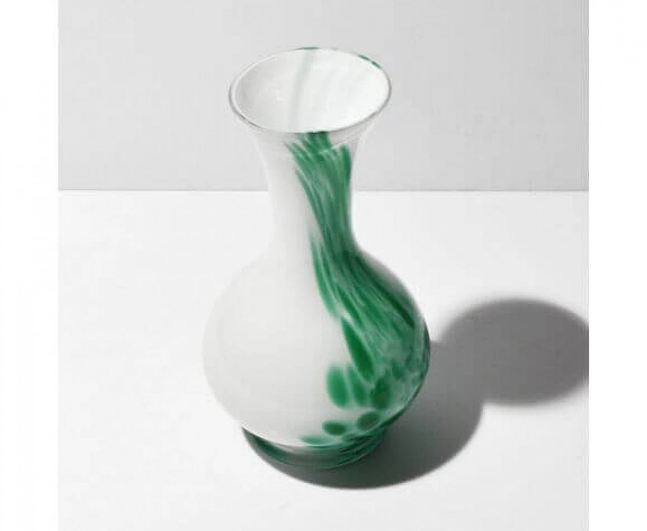 Vaso in vetro di Carlo Moretti per Empoli Opaline Firenze, anni '70 10