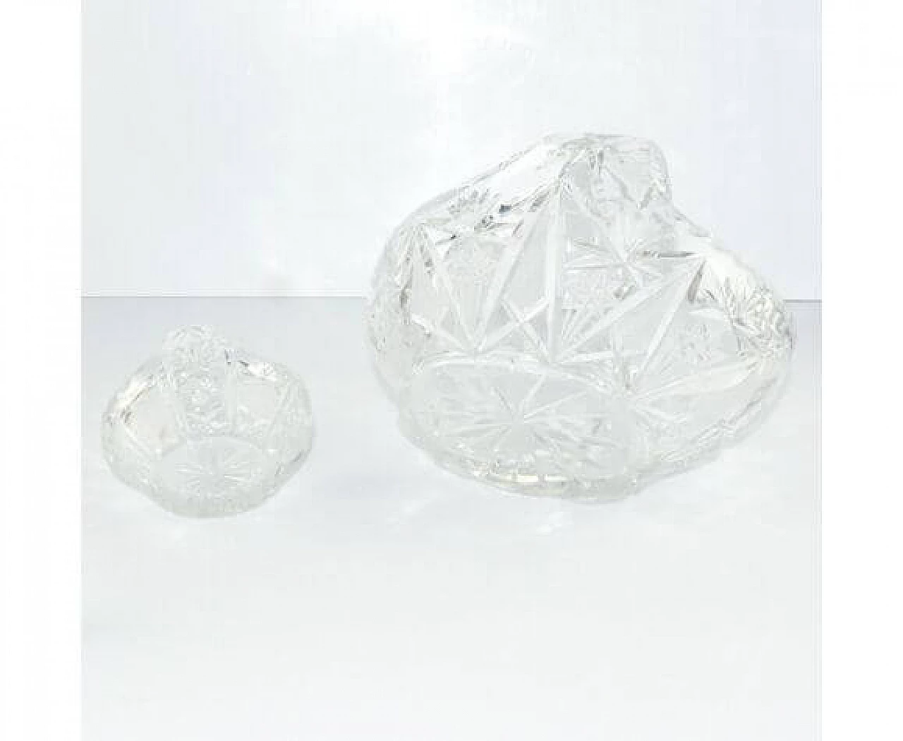 Pair of crystal baskets for Huta Szkła Julia, 1980s 3