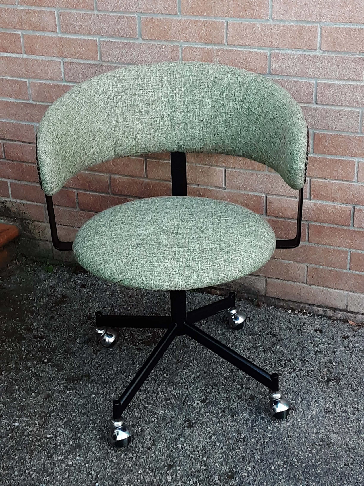 Office armchair in bouclé fabric, 1950s 1
