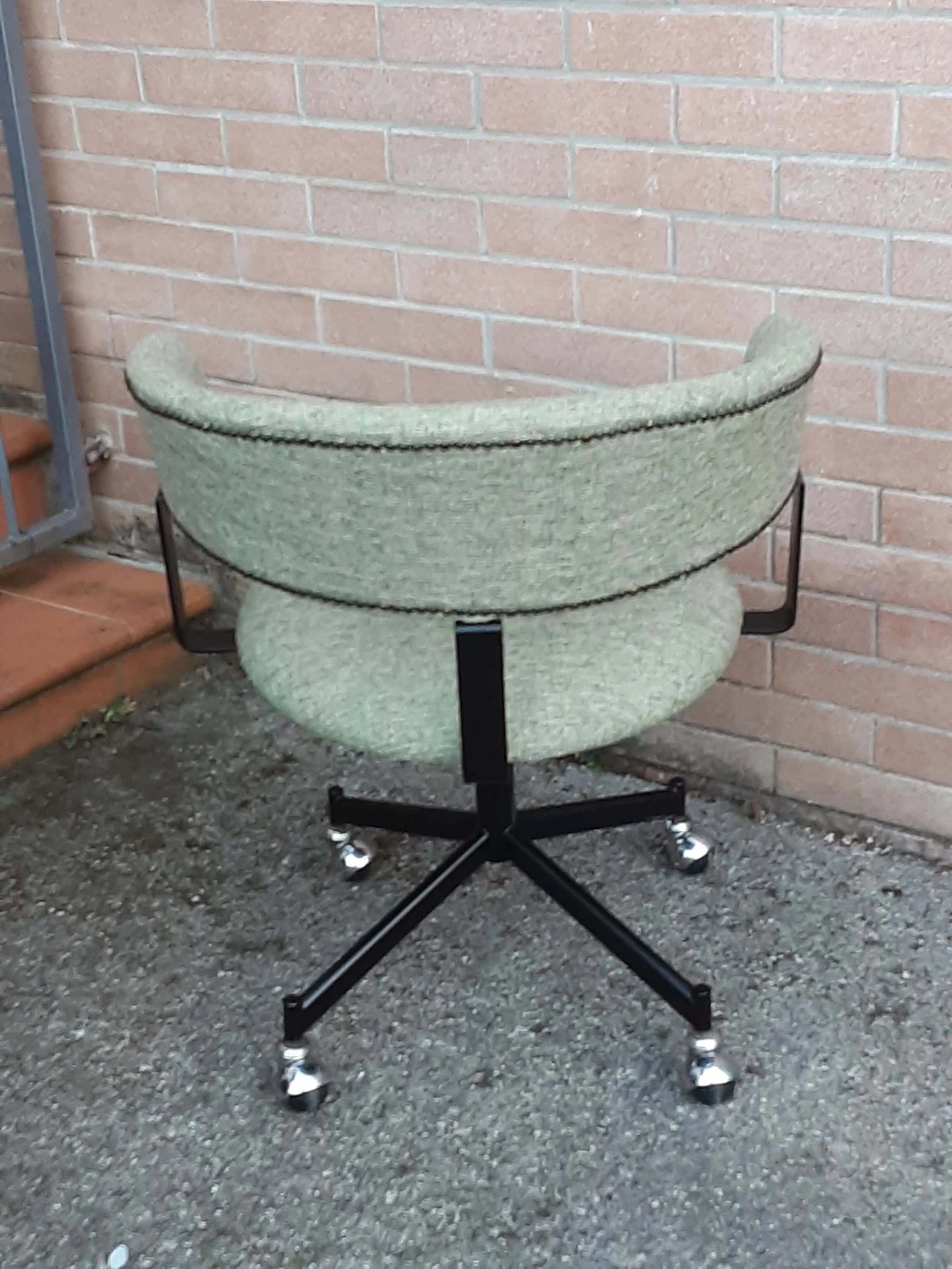 Office armchair in bouclé fabric, 1950s 3