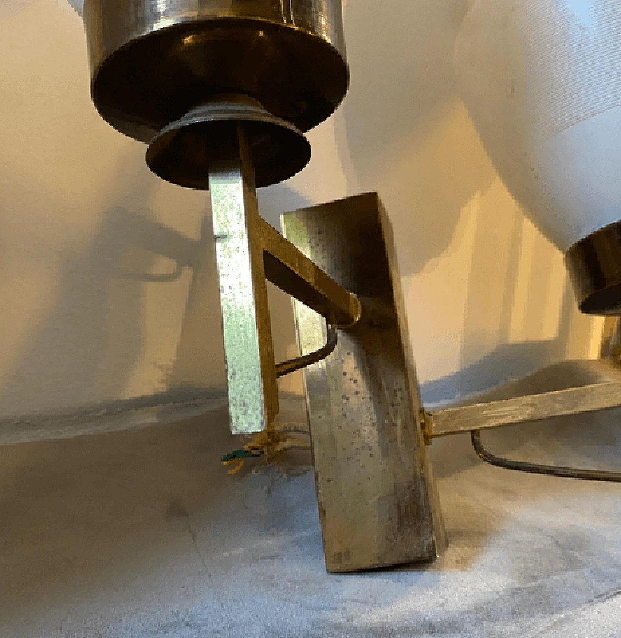 Pair of brass and glass sconces in the style of Arredoluce, 1960s 4