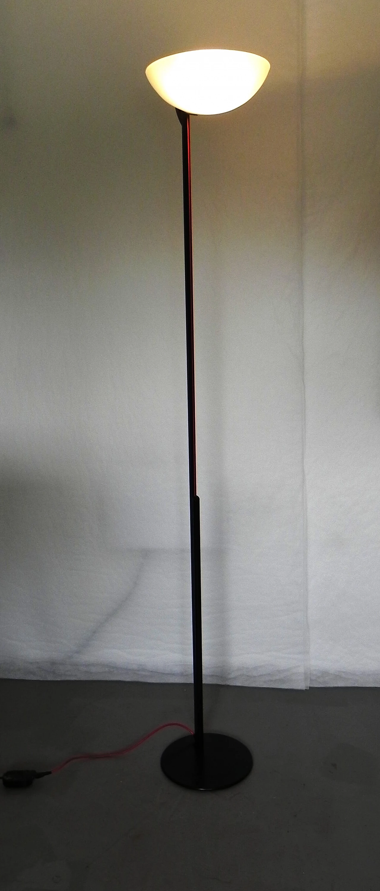 Lampada a stelo con diffusore in vetro acidato, anni '80 3