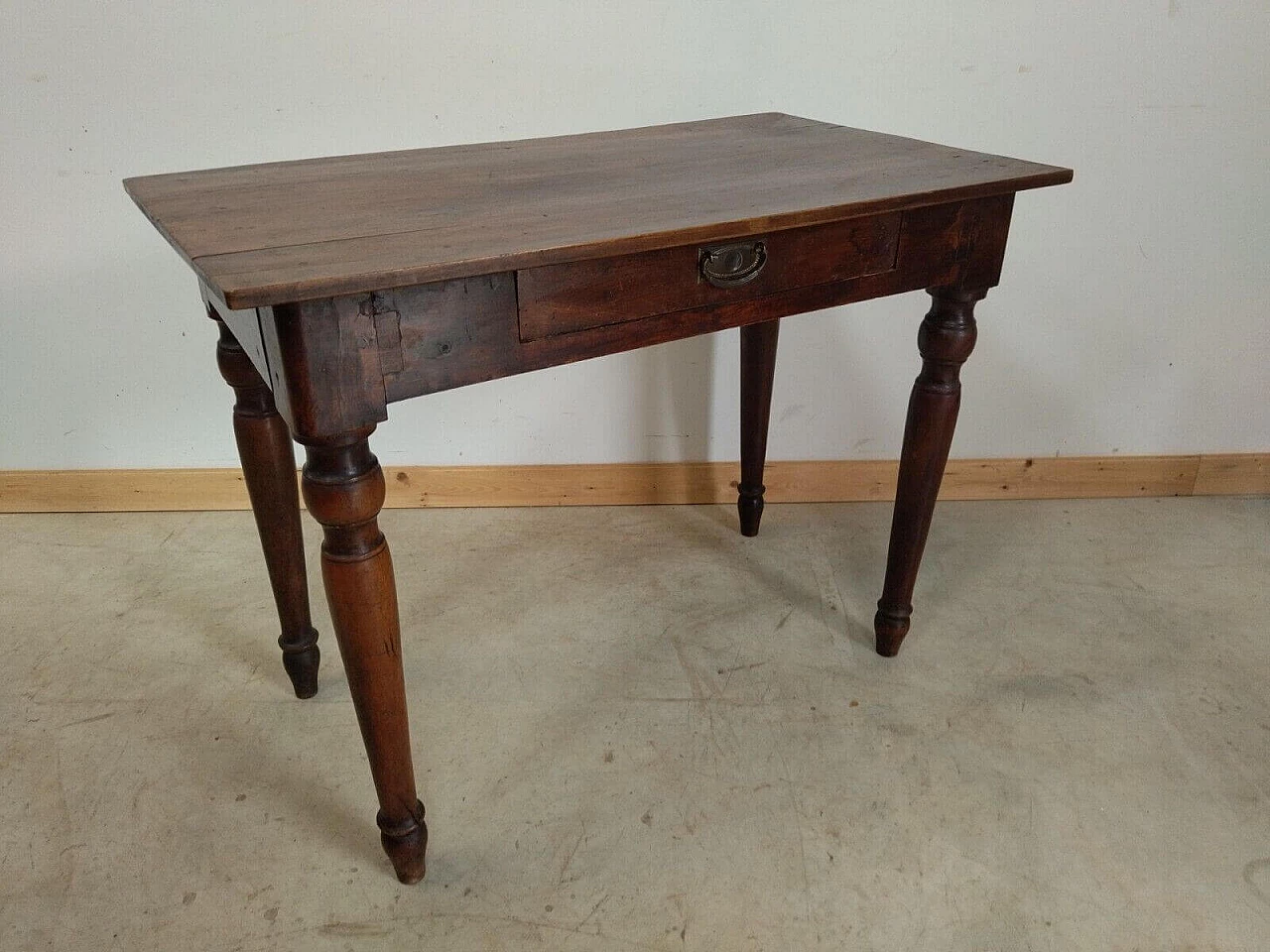 Louis Philippe table in walnut-stained poplar, 19th century 8