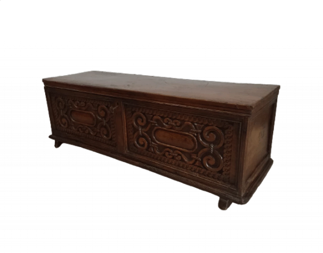 Solid walnut chest, 19th century 1