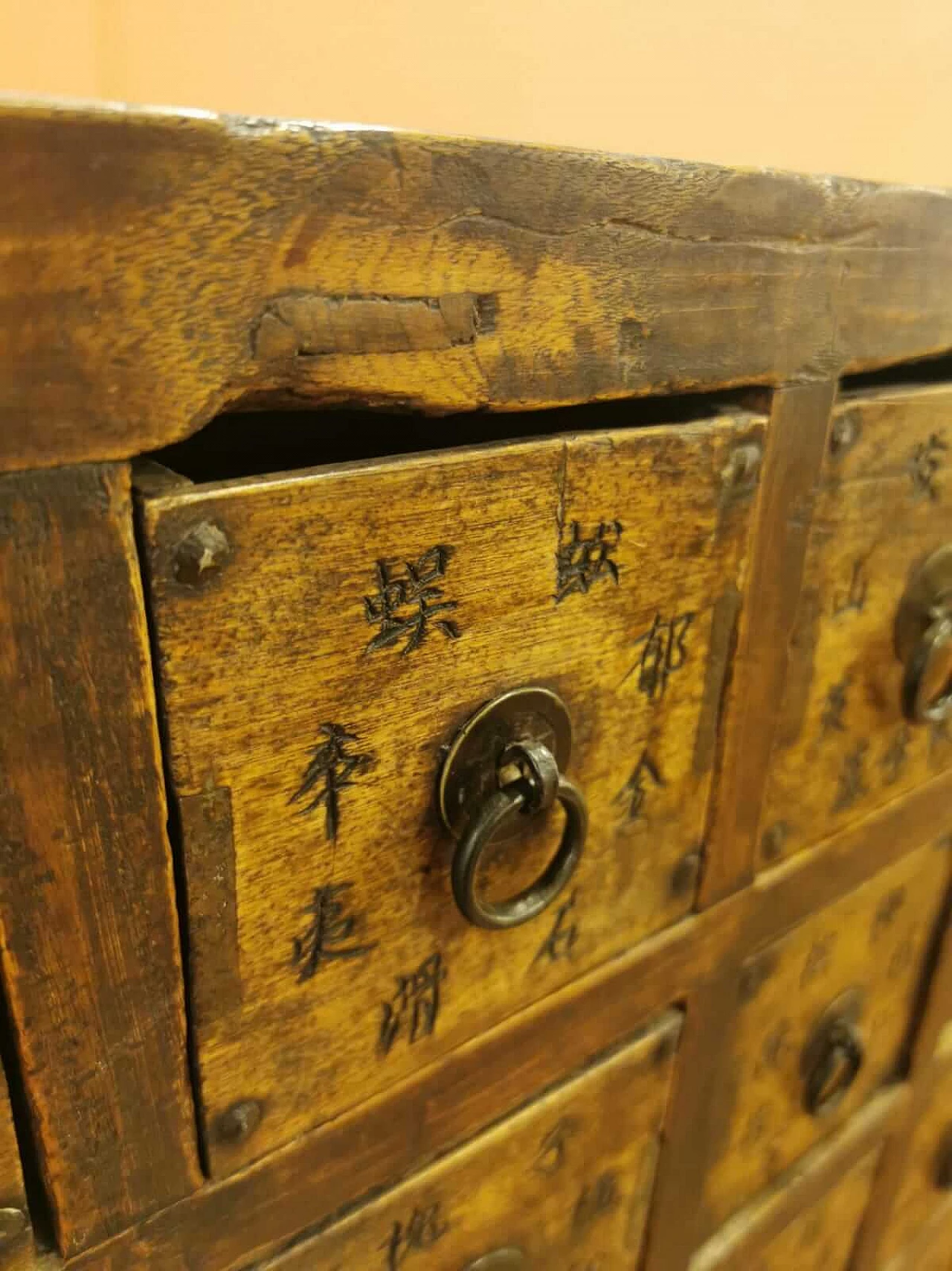 Cassettiera in legno di origine cinese, '800 3