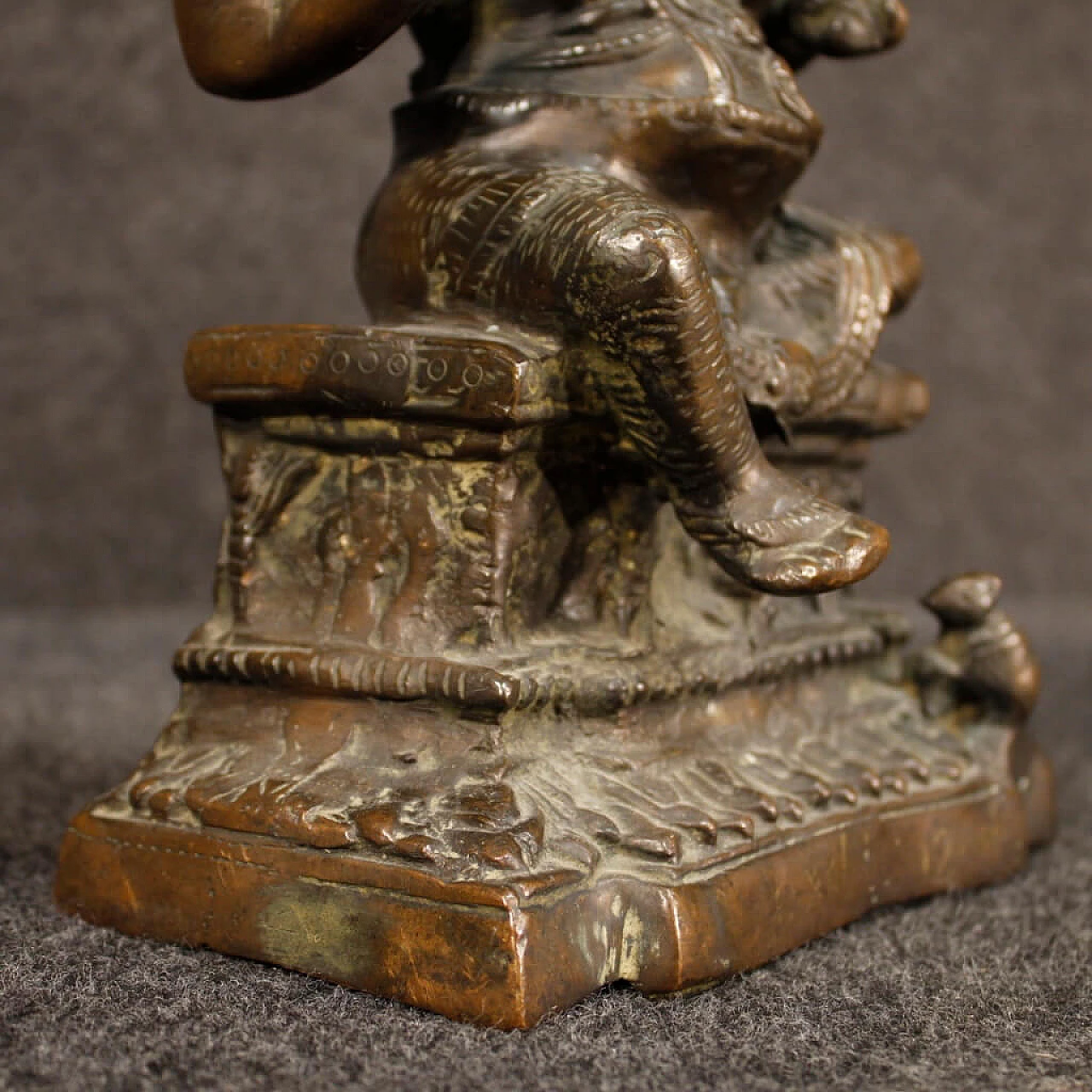 Scultura indiana in bronzo raffigurante Ganesh 10