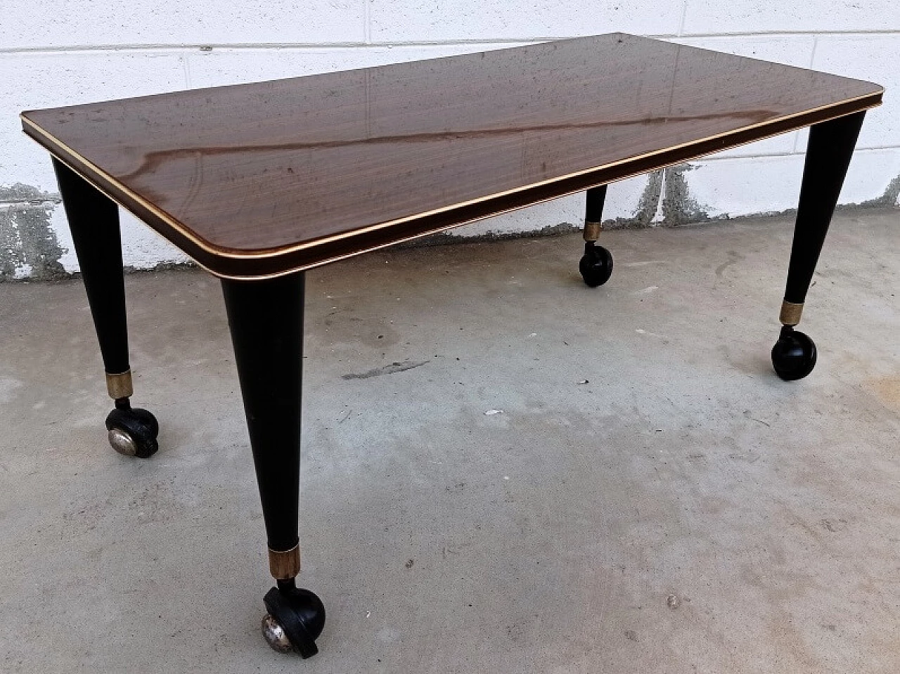 Wood side table with casters and formica top, 1960s 1