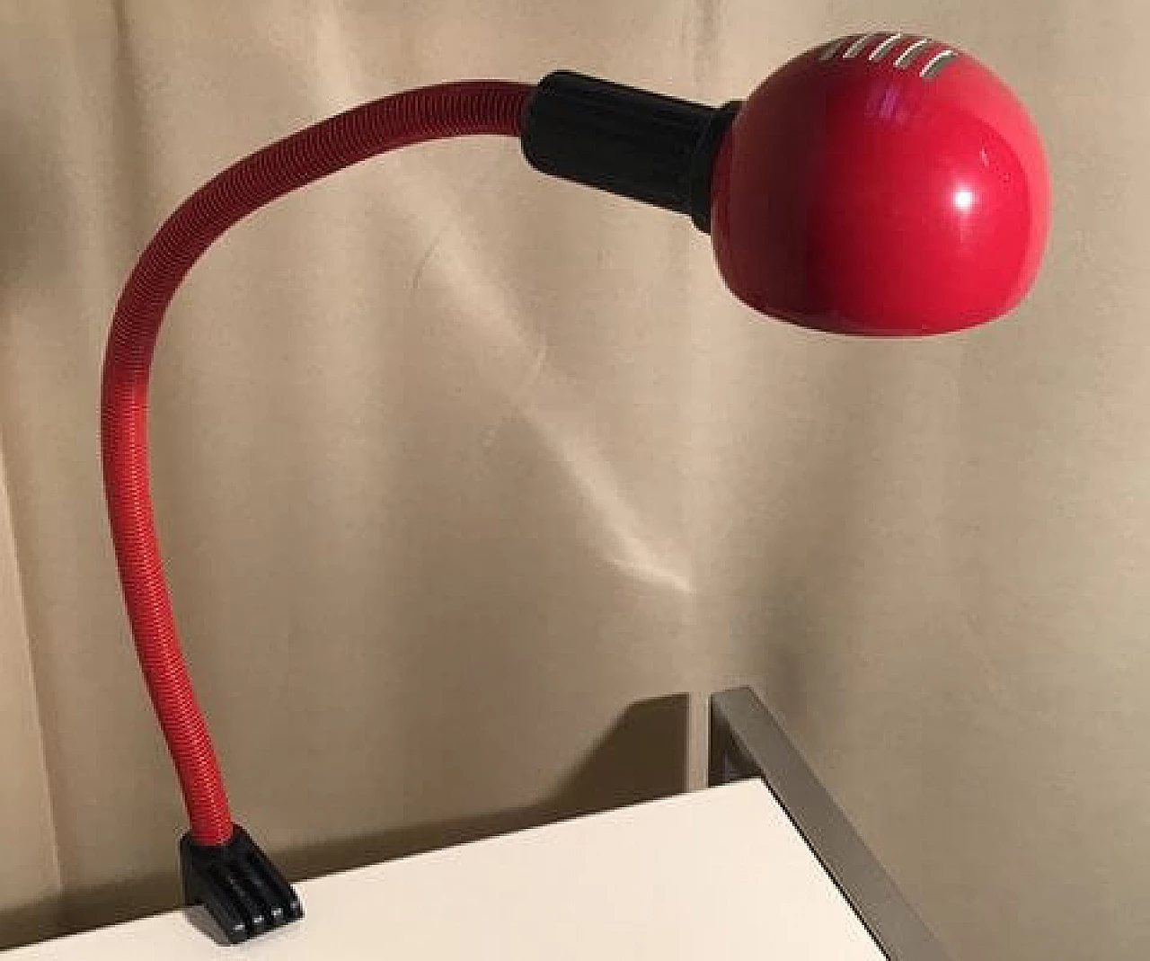 Red Hebi table lamp with clamp by Isao Hosoe for Valenti Luce, 1969 1