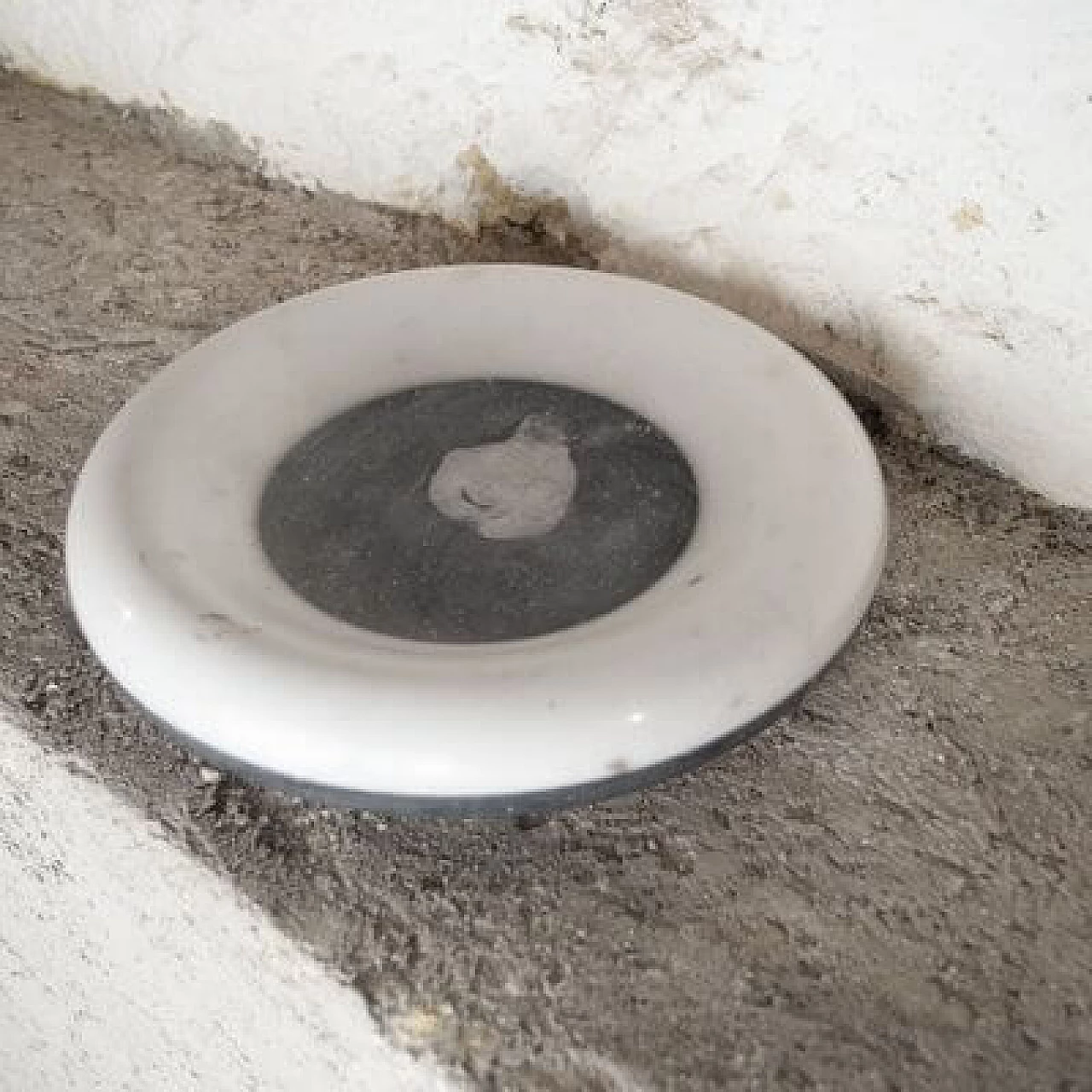 Carrara marble bowl, 1960s 4