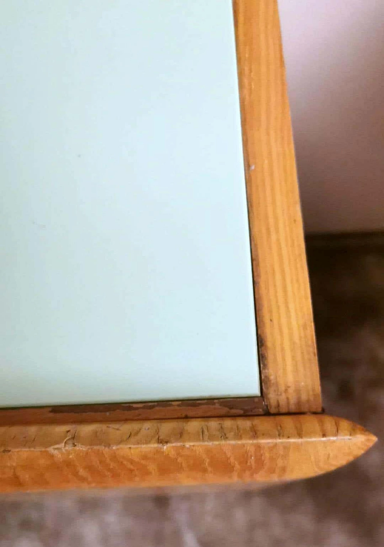 Coppia di comodini attribuiti a Ico Parisi con piano in pasta di vetro, anni '50 10