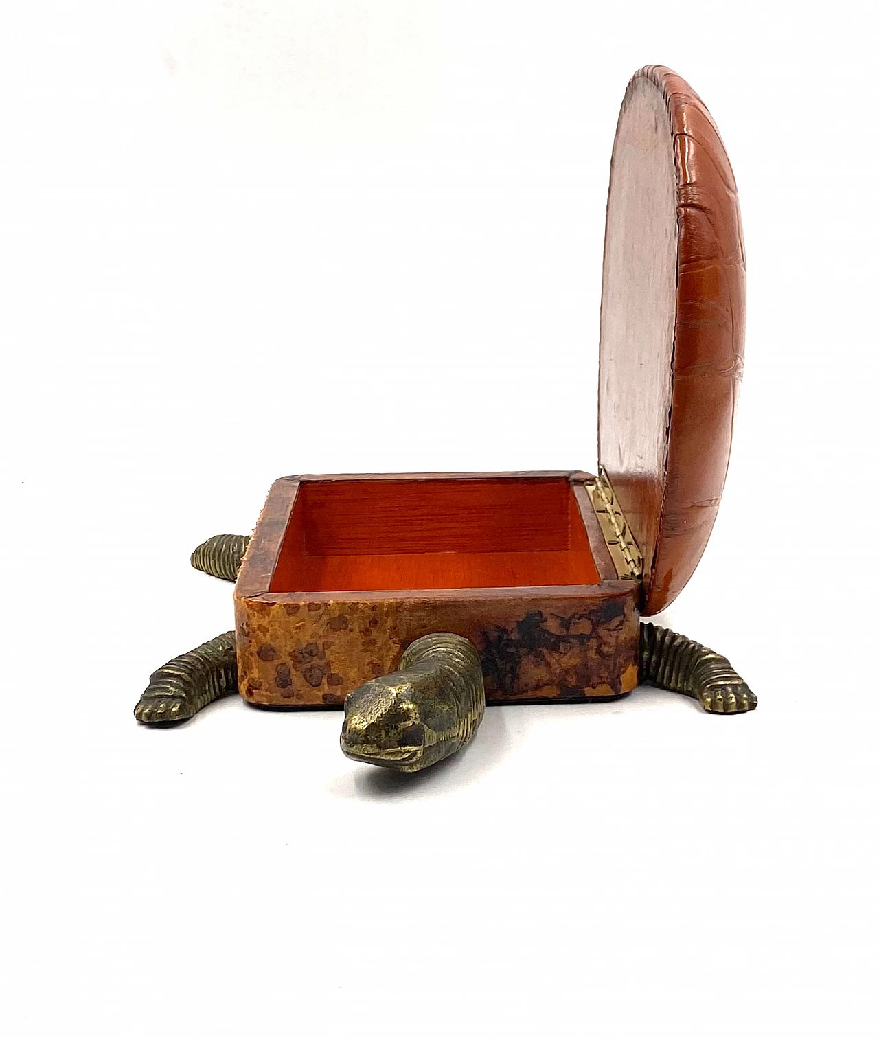 Portagioie a forma di tartaruga in pelle e bronzo, anni '50 28