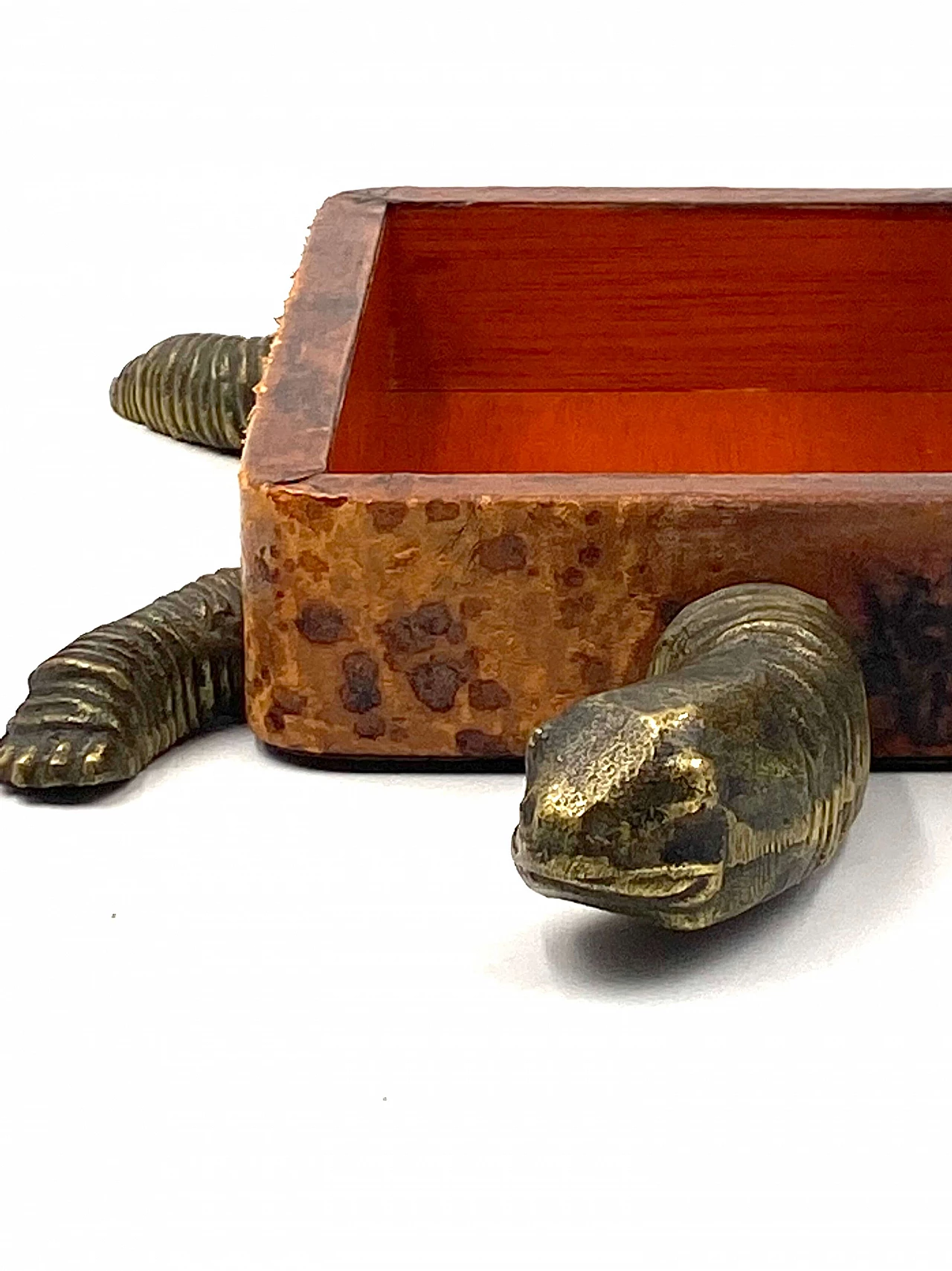 Portagioie a forma di tartaruga in pelle e bronzo, anni '50 29
