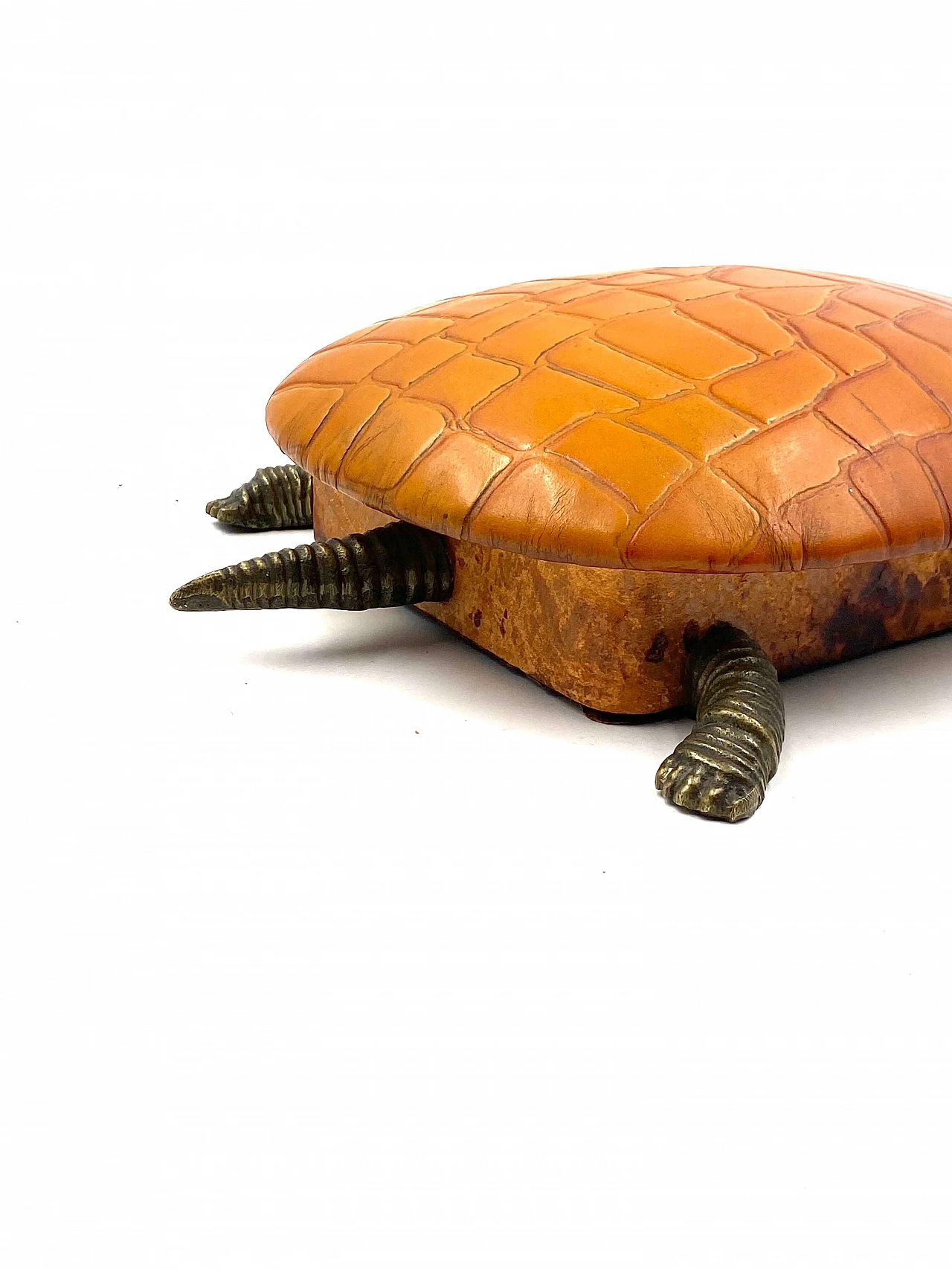 Portagioie a forma di tartaruga in pelle e bronzo, anni '50 37