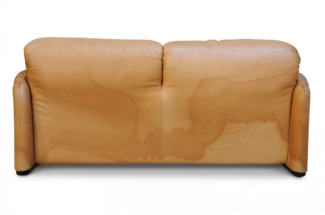 Maralunga two-seater sofa by Vico Magistretti for Cassina, 1970s 3