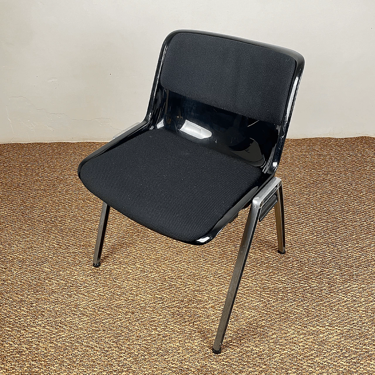 Black Modus chair by Osvaldo Borsani for Tecno, 1970s 8
