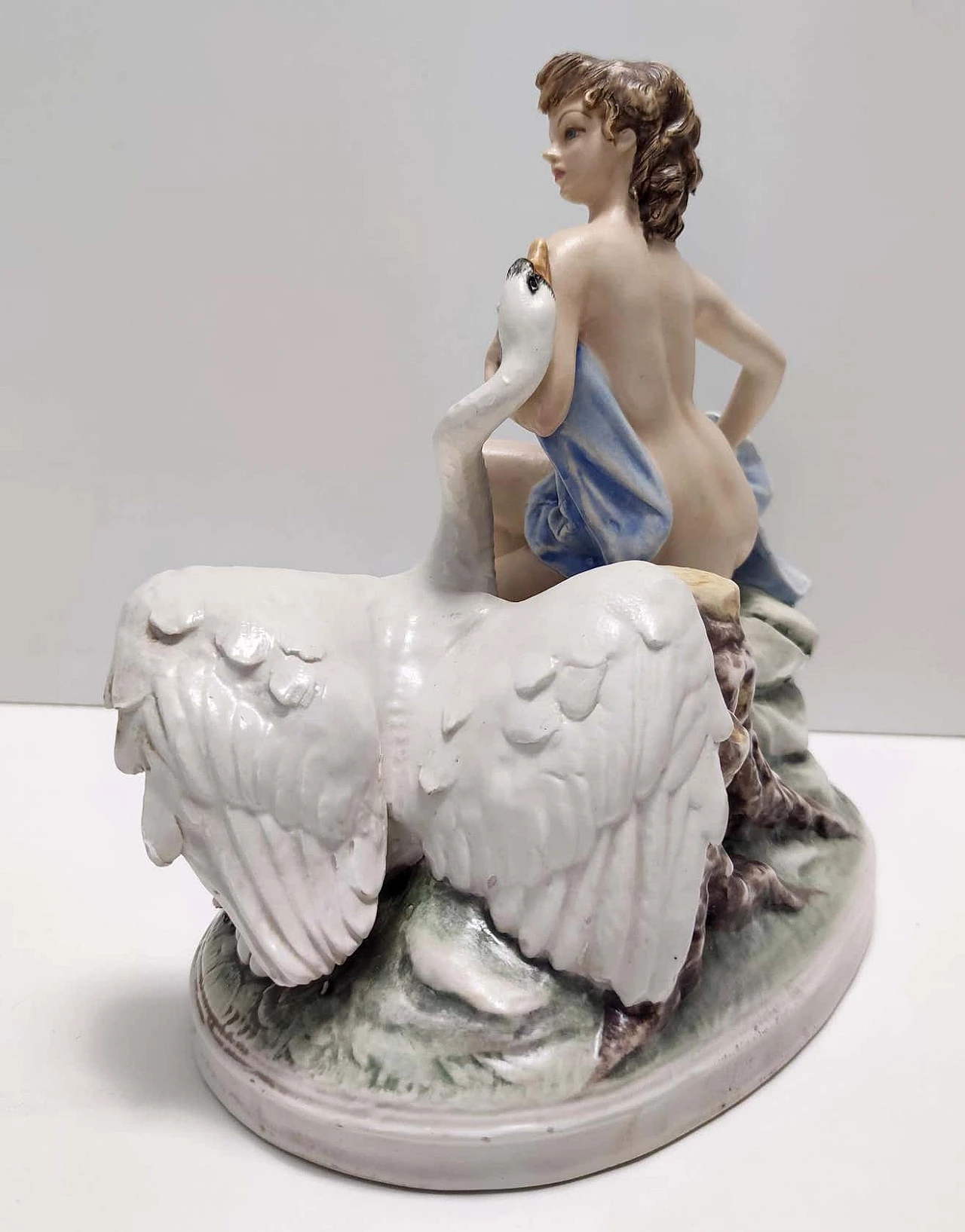 Capodimonte porcelain sculpture with lady and swan by Carlo Mollica, 1960s 12