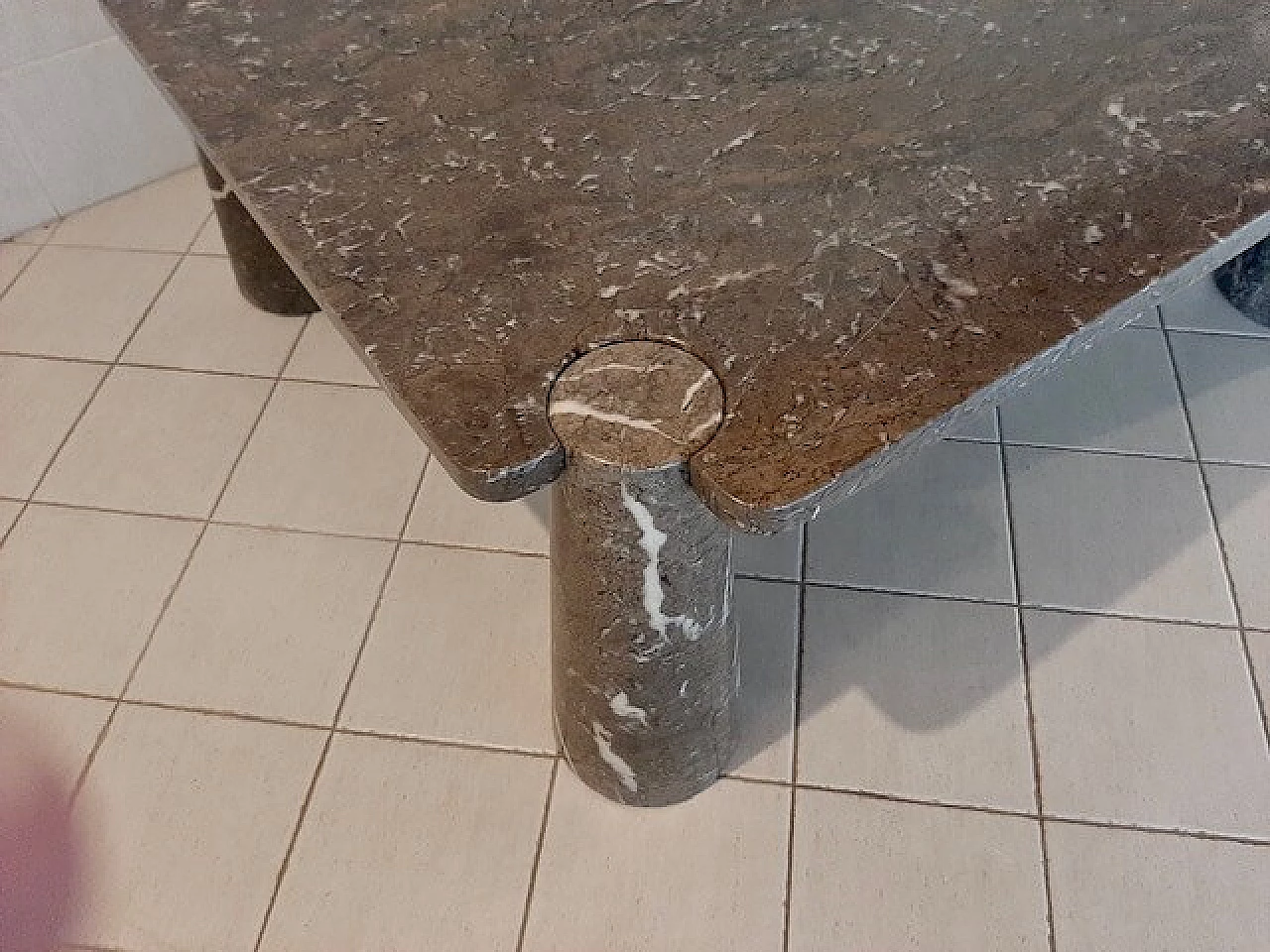 Tavolino da salotto in marmo di Angelo Mangiarotti 4