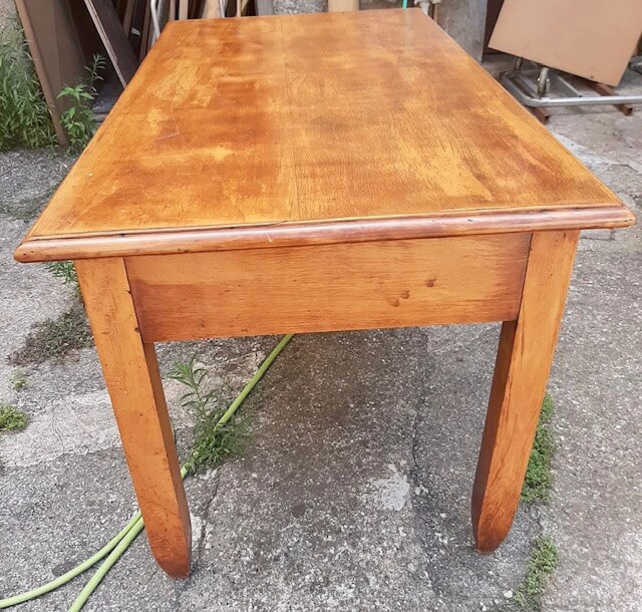 Oak table with two drawers 4