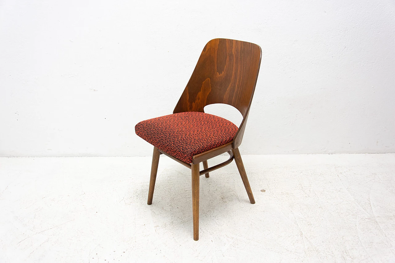 4 Sedie in legno e tessuto di Radomír Hofman per TON, anni '60 15