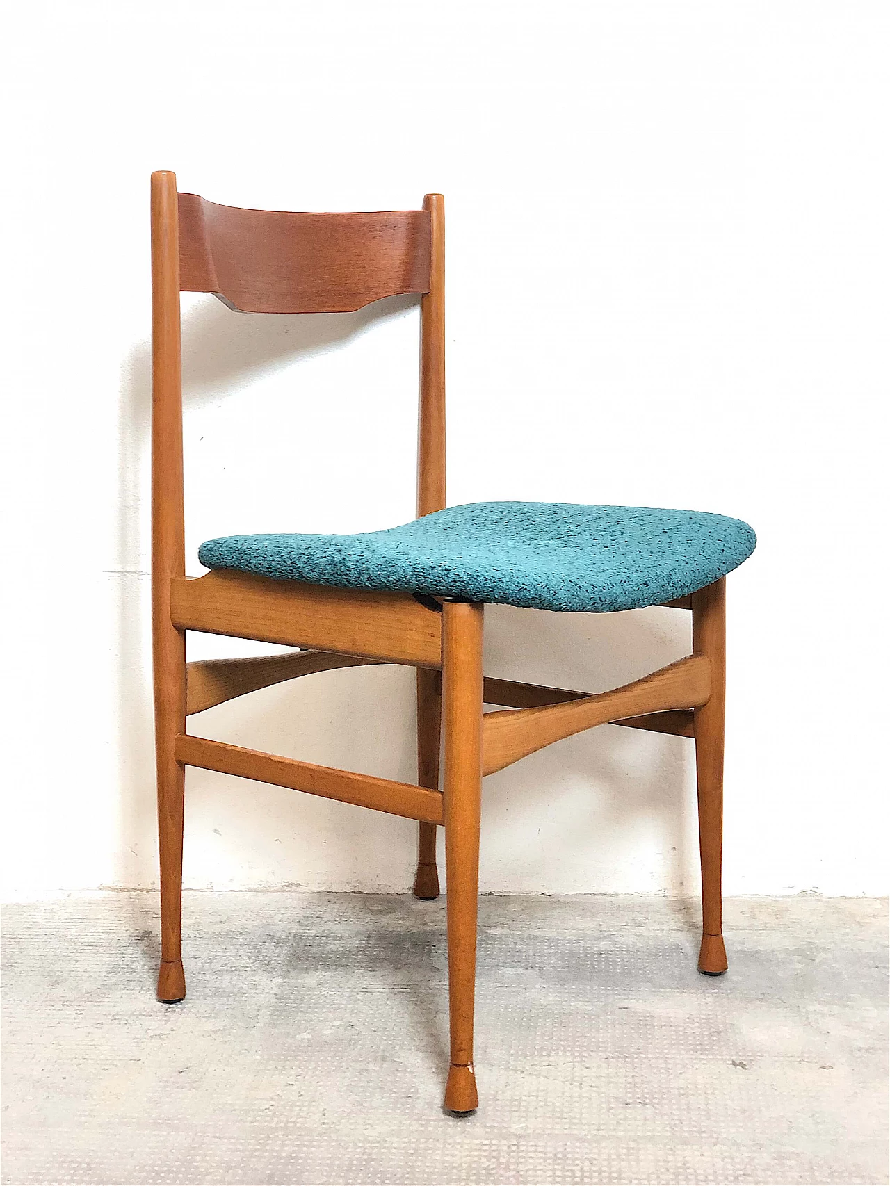 6 Solid beech chairs with fabric seat, 1960s 9