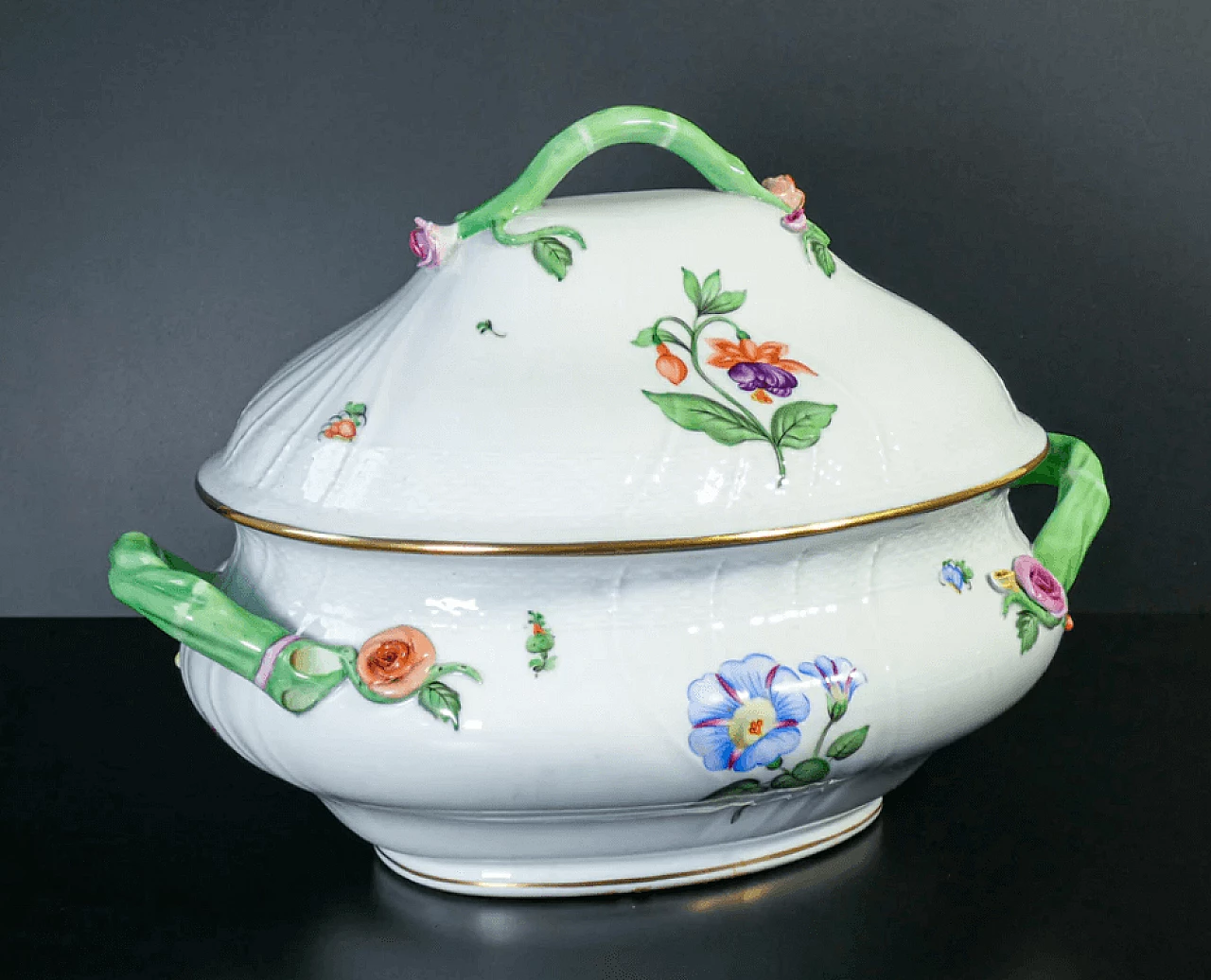 Zuppiera in porcellana di Herend per Candida Tupini, anni '60 1