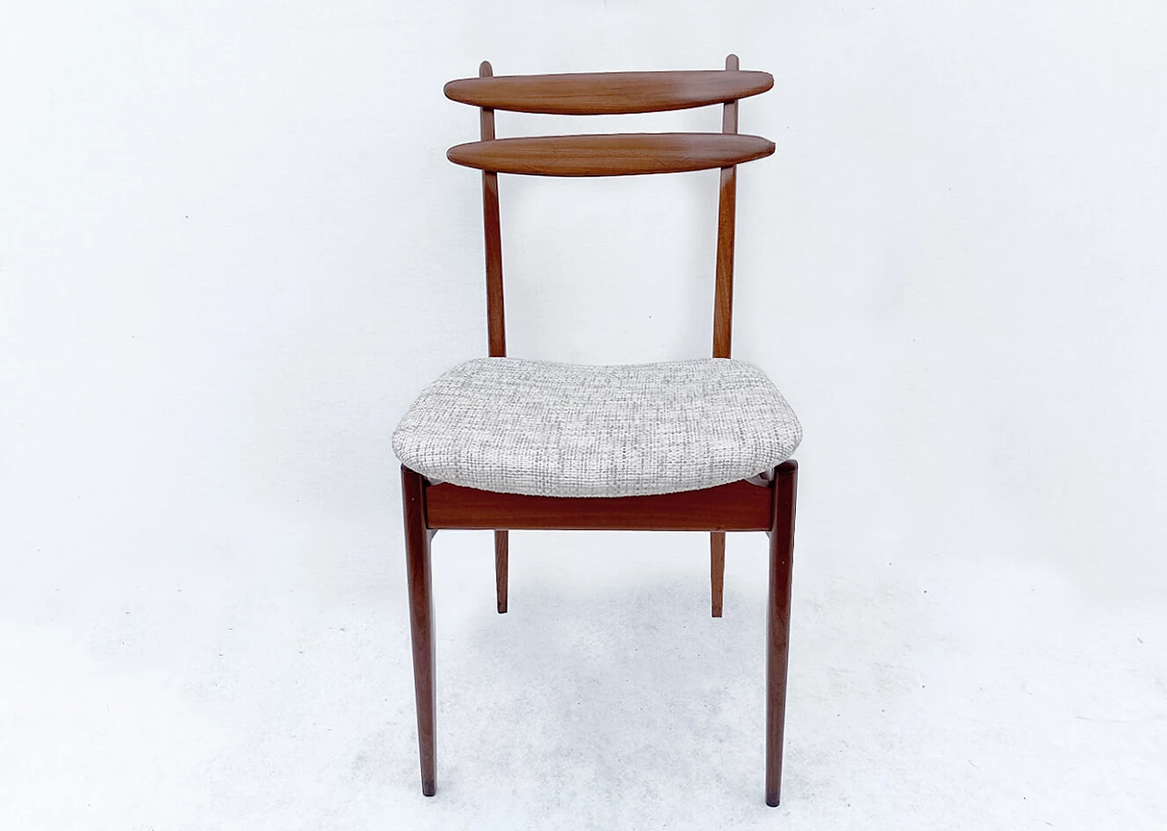 Pair of solid teak chairs in Danish style for AMMA Studio, 1950s 3