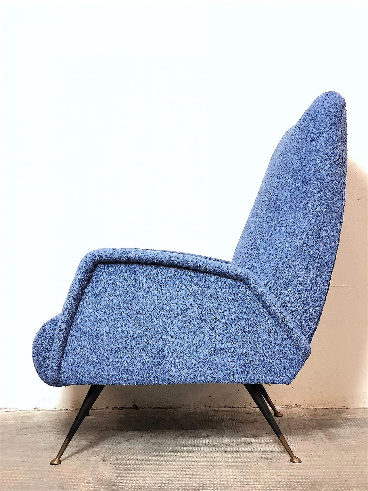 Armchair upholstered in lavender curly fabric, 1960s 12