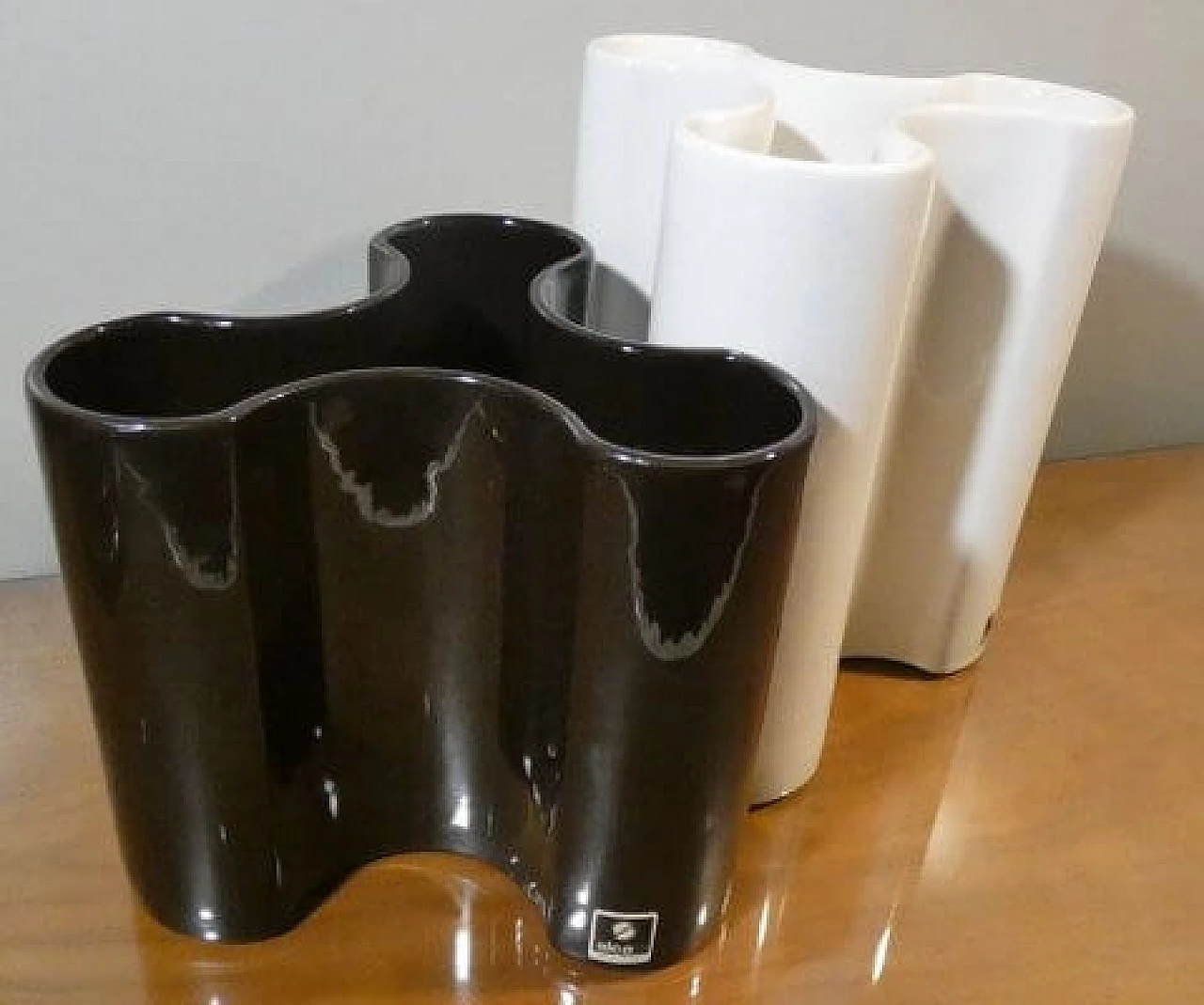 Coppia di vasi in ceramica smaltata di Angelo Spagnolo per Sicart, anni '70 13