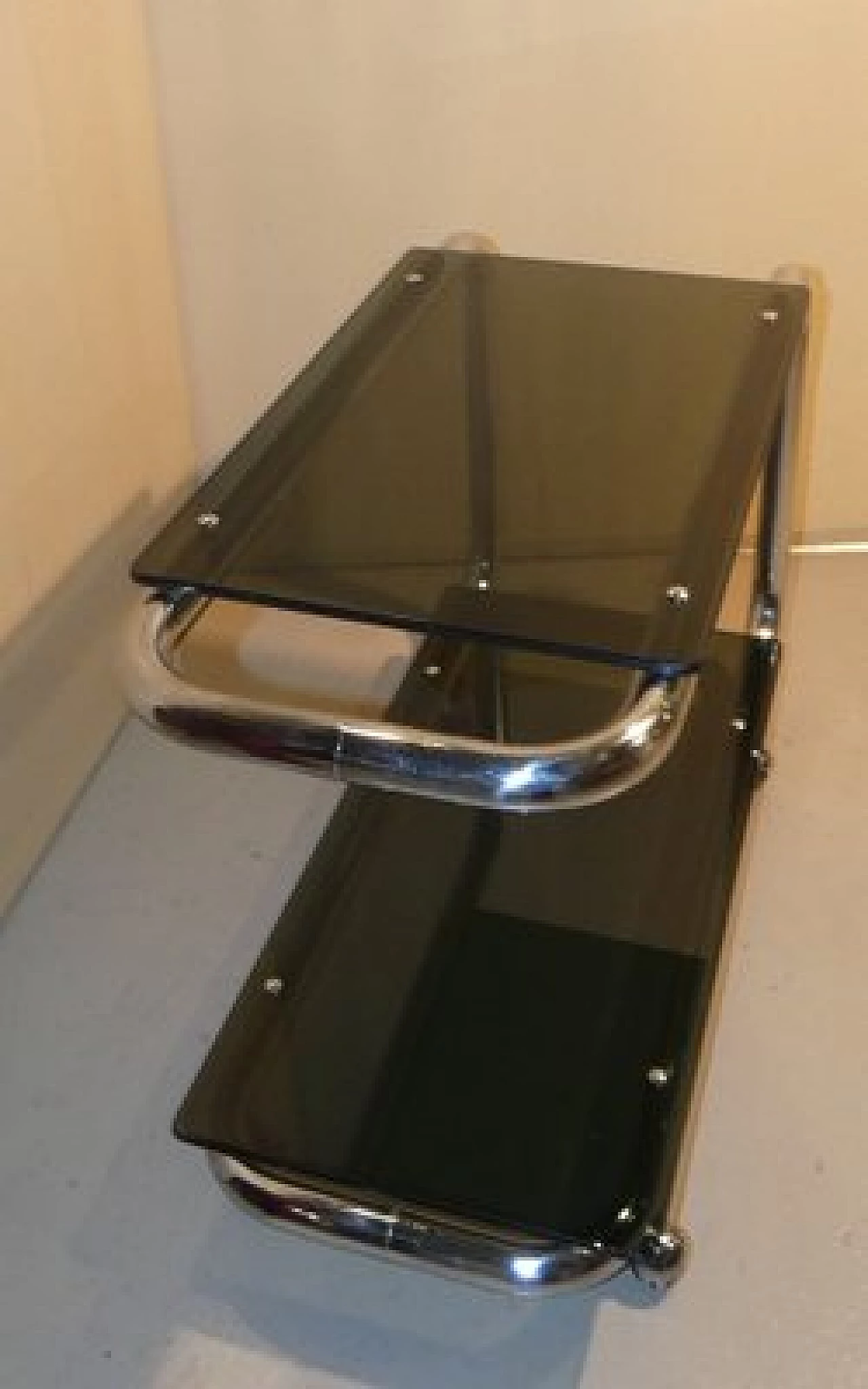Tubular cart in chrome-plated steel and smoked glass, 1970s 18