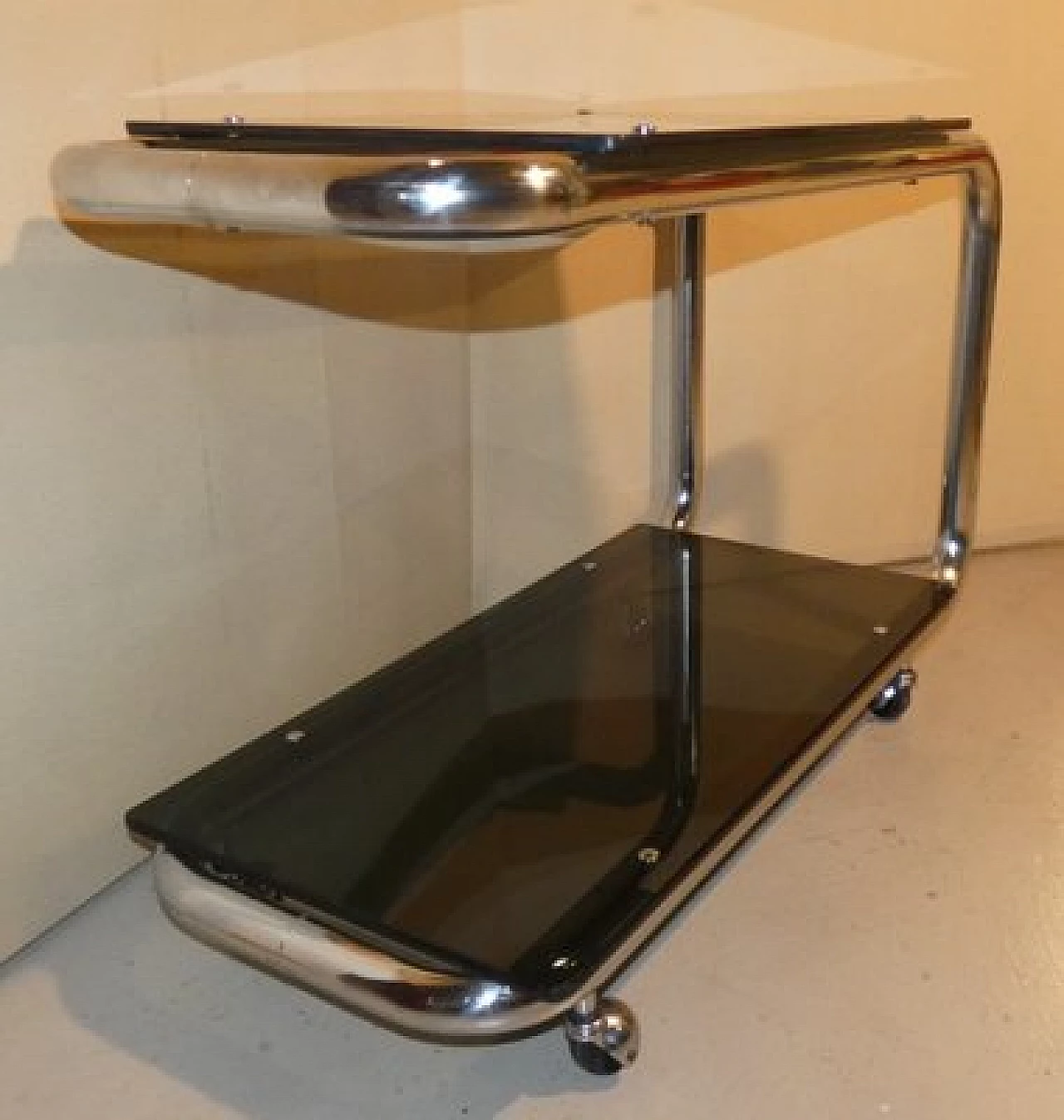 Tubular cart in chrome-plated steel and smoked glass, 1970s 19