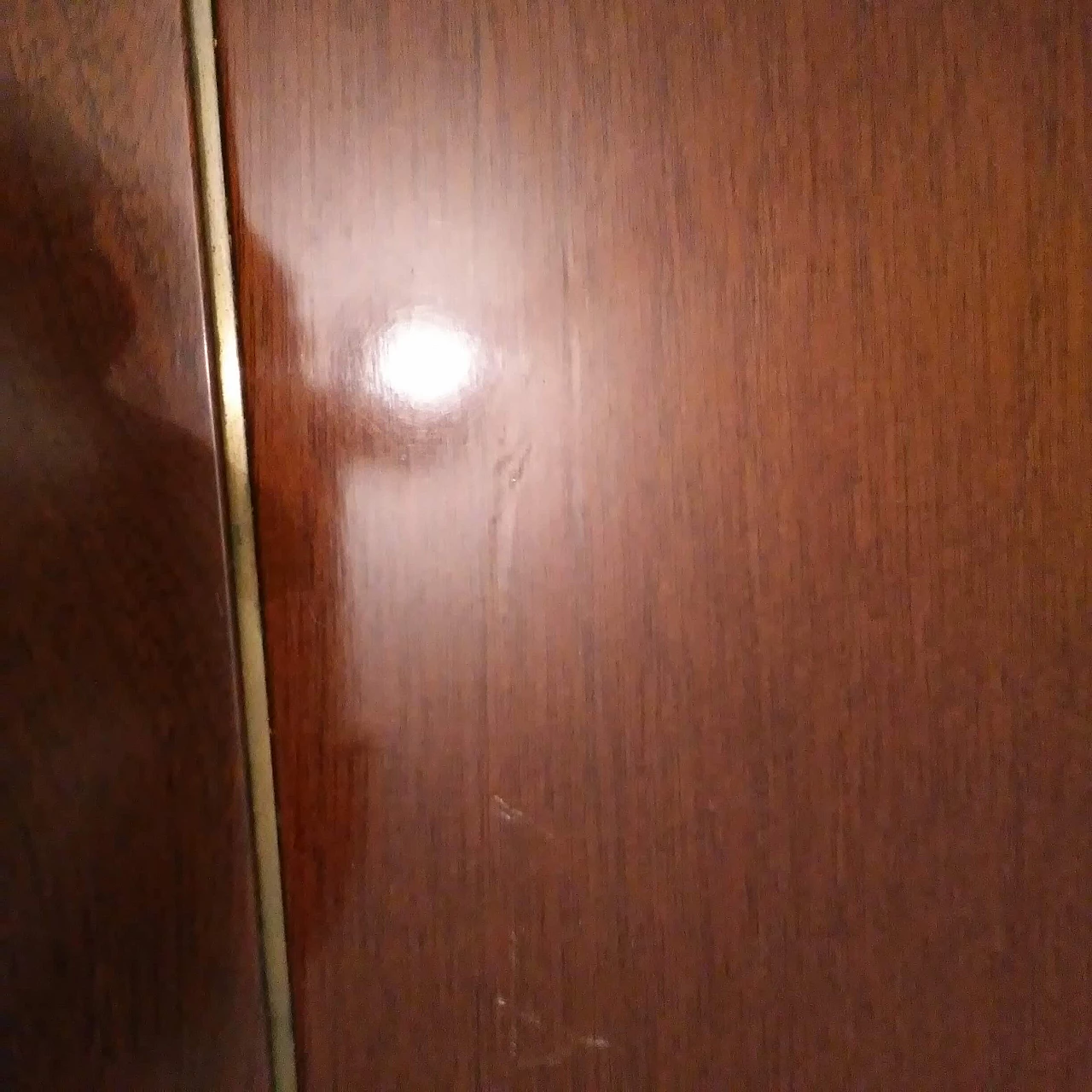 Tavolo in legno con profilo in ottone di Pierre Balmain, anni '80 8