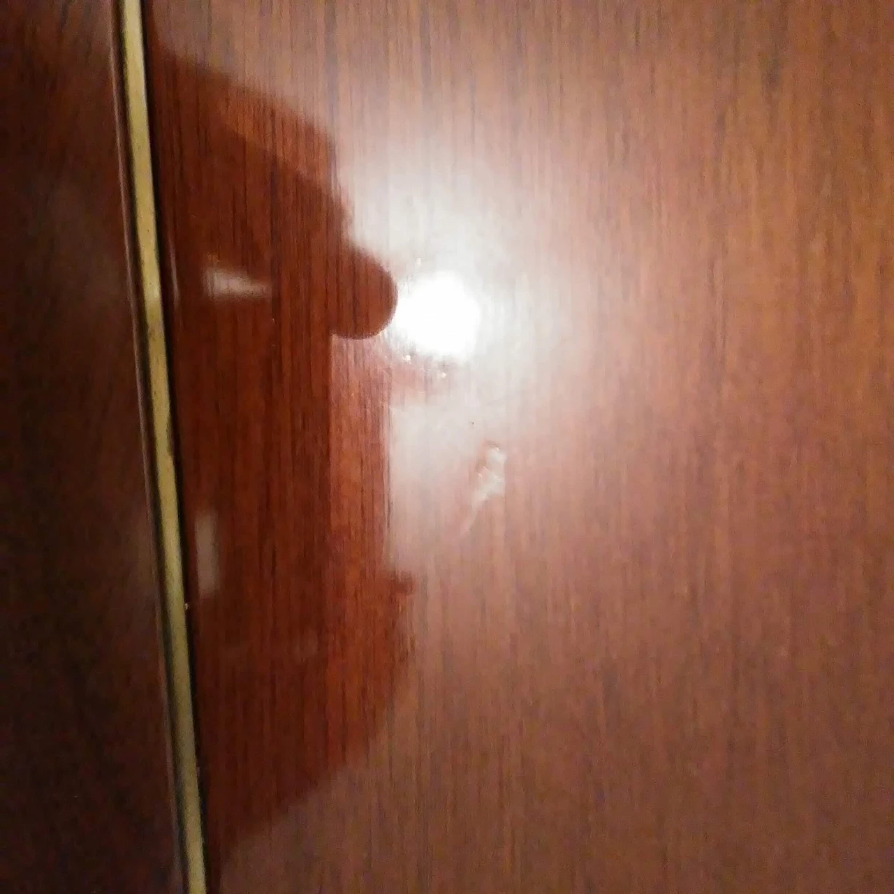 Tavolo in legno con profilo in ottone di Pierre Balmain, anni '80 9