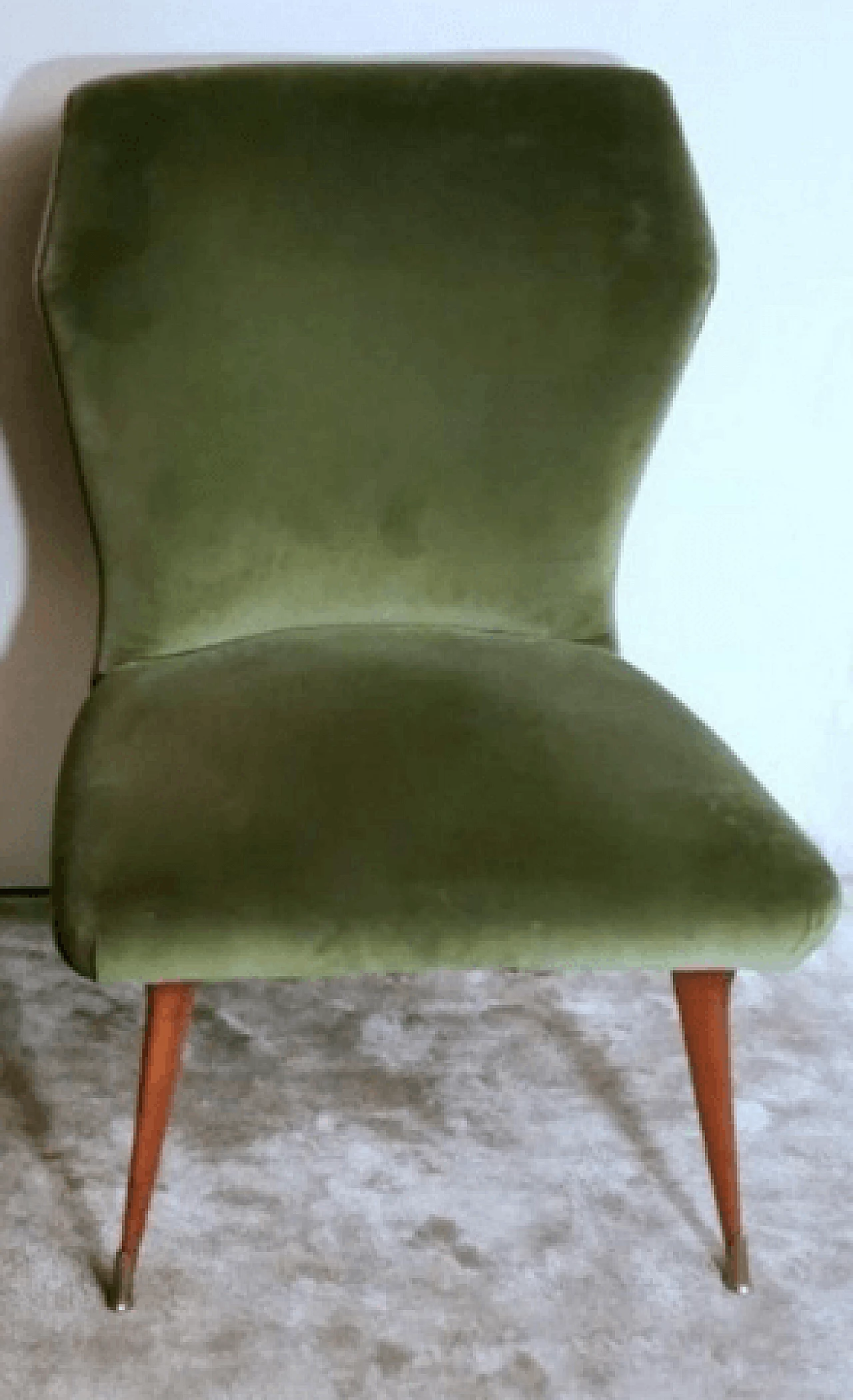 Pair of green velvet chairs in the style of Guglielmo Ulrich, 1950s 7
